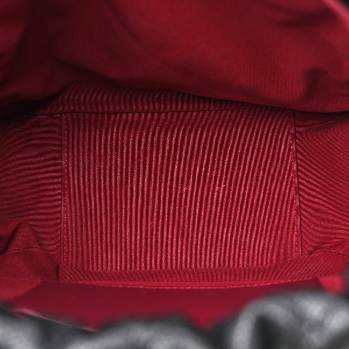 Caviar Quilted Chain Around Multi Chain Bucket Drawstring Bag Black