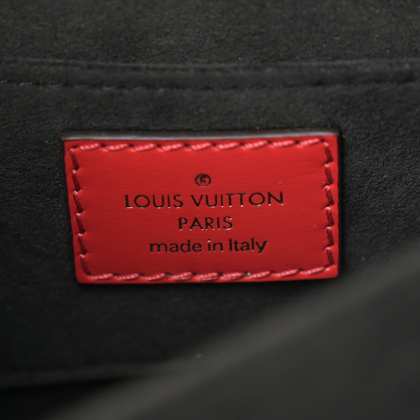 Vernis Monogram Dauphine Mini Red