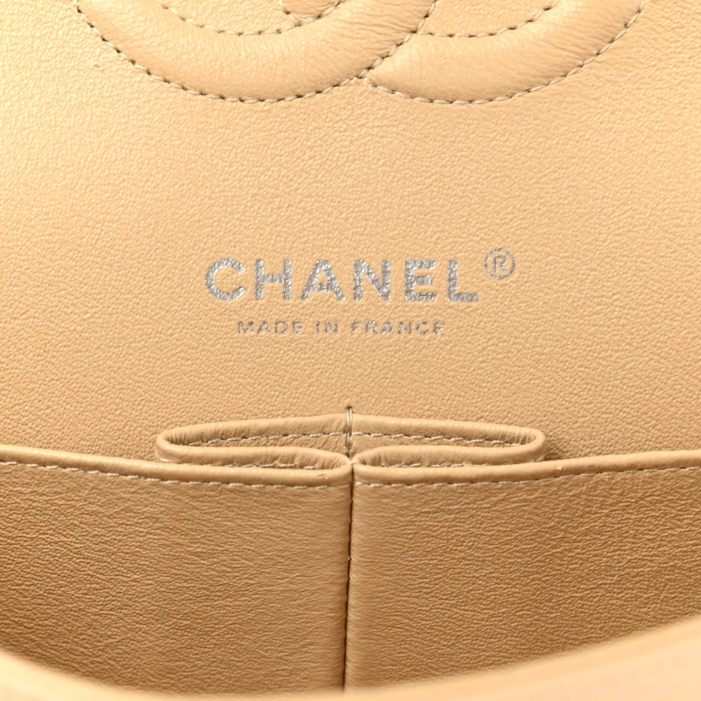 Caviar Quilted Medium Double Flap Beige Clair
