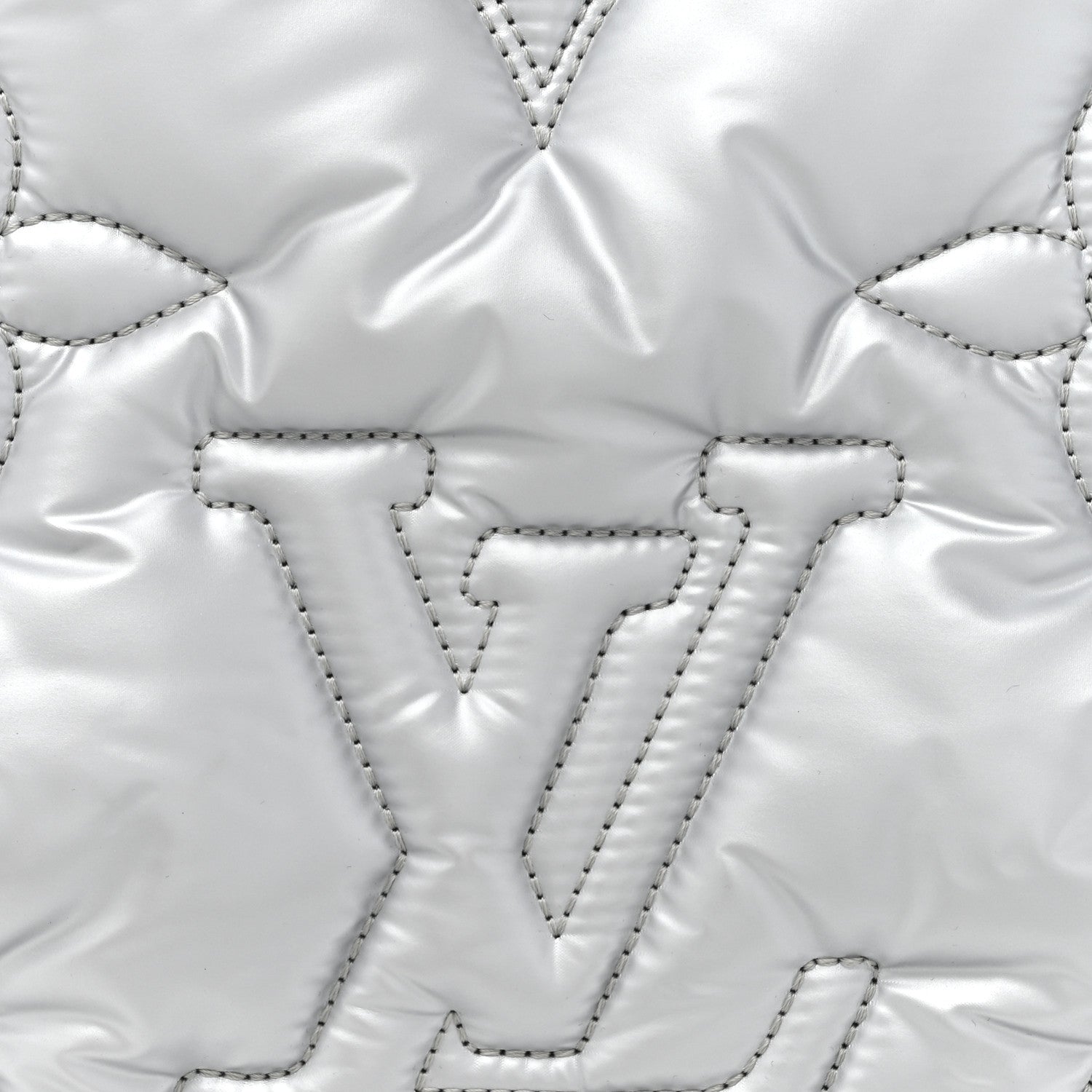 Louis Vuitton Econyl Monogram Pillow Giant Onthego GM Silver 7 of 11