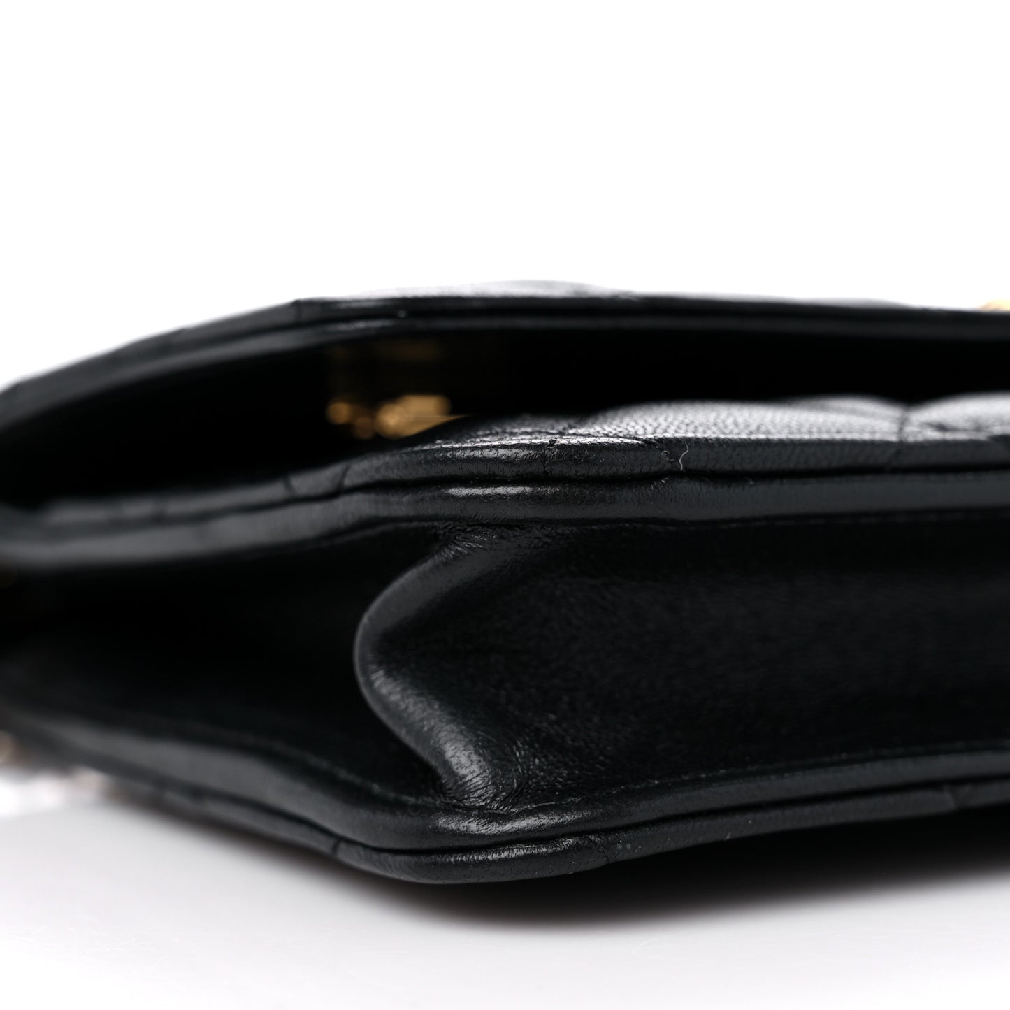 Lambskin Quilted Enamel CC Wallet on Chain WOC Black