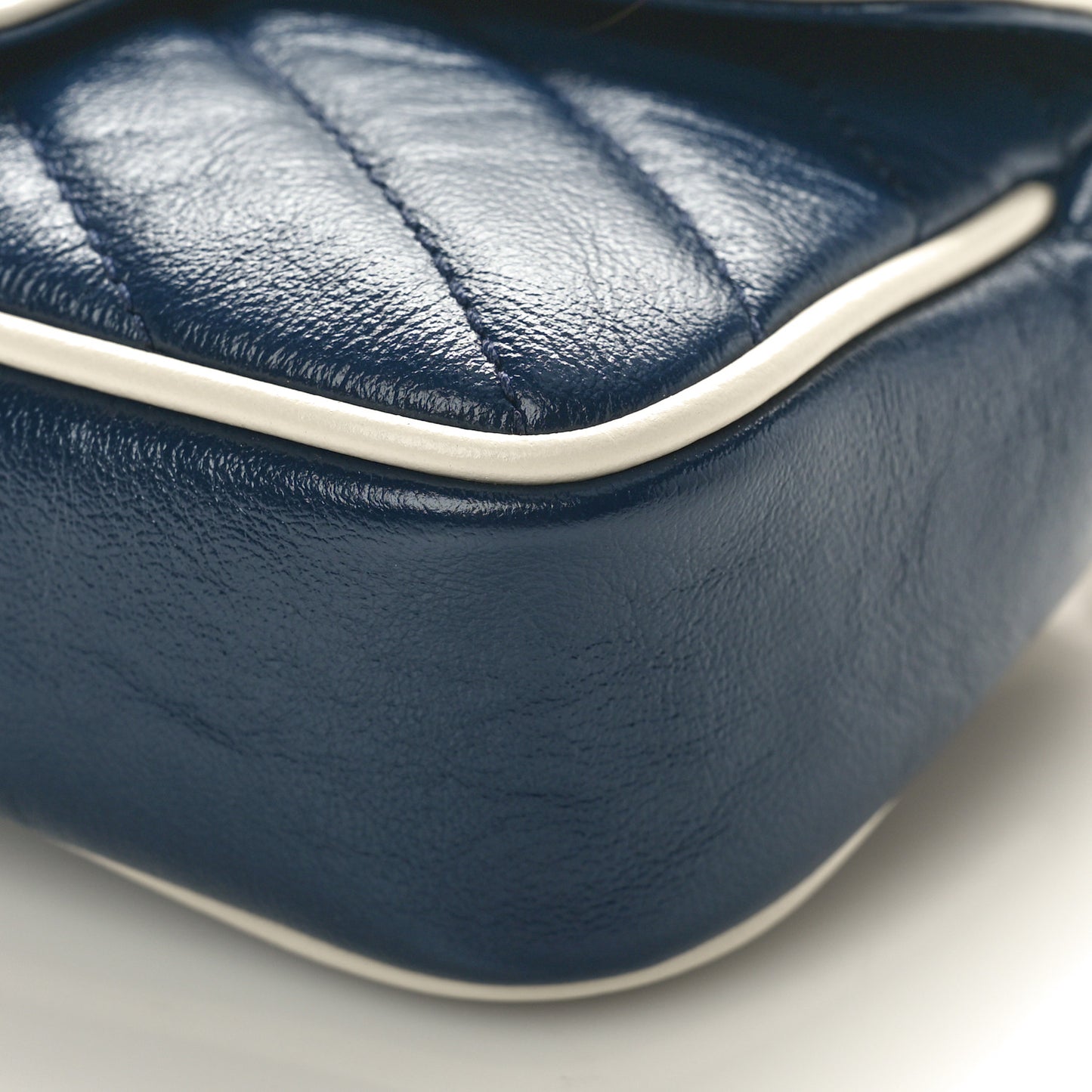 Vintage Effect Calfskin Matelasse Diagonal Super Mini Torchon GG Marmont Shoulder Bag Blue Agata Mystic White
