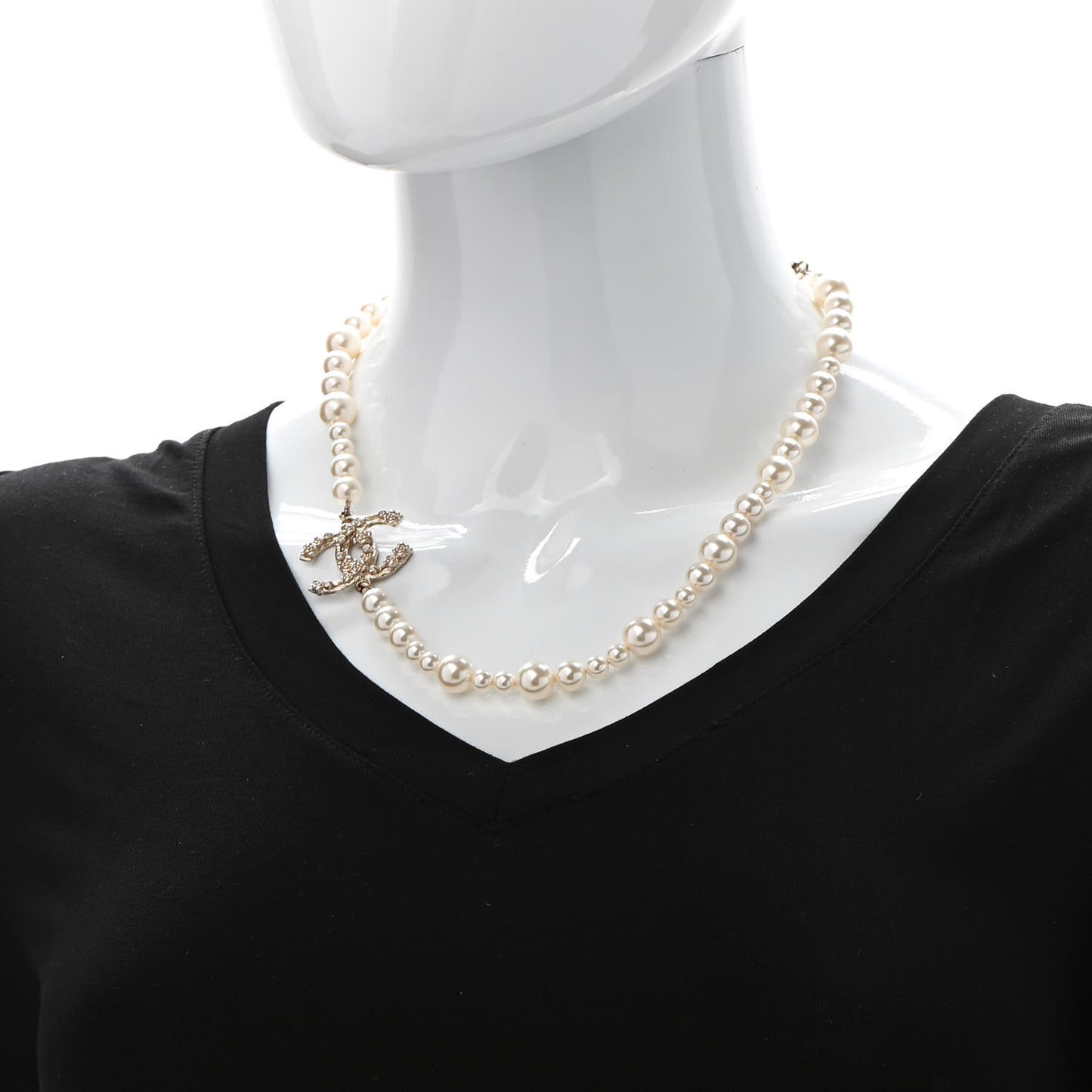 Pearl Crystal CC Camellia Short Necklace Gold