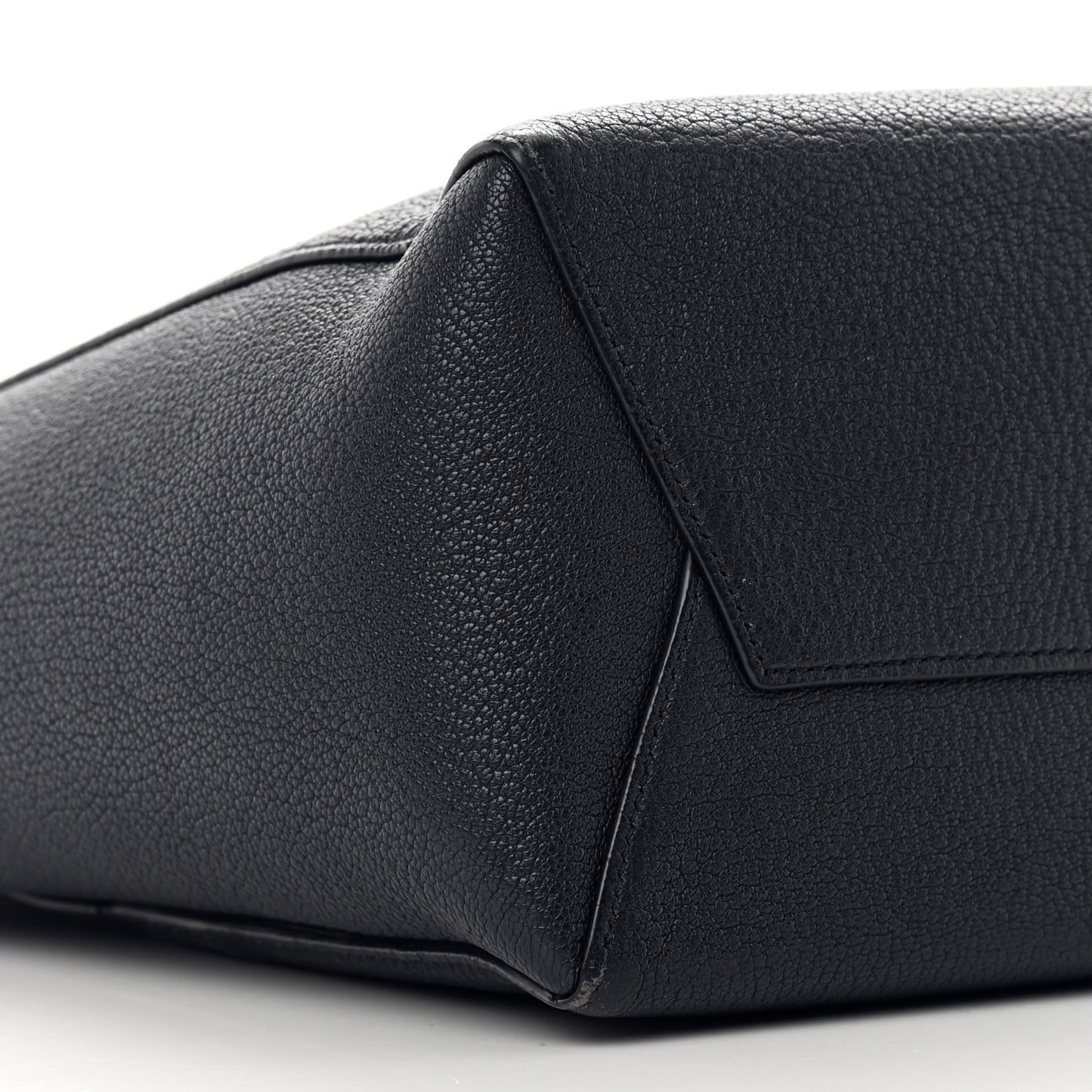 Soft Grained Calfskin Small Sangle Bucket Bag Navy