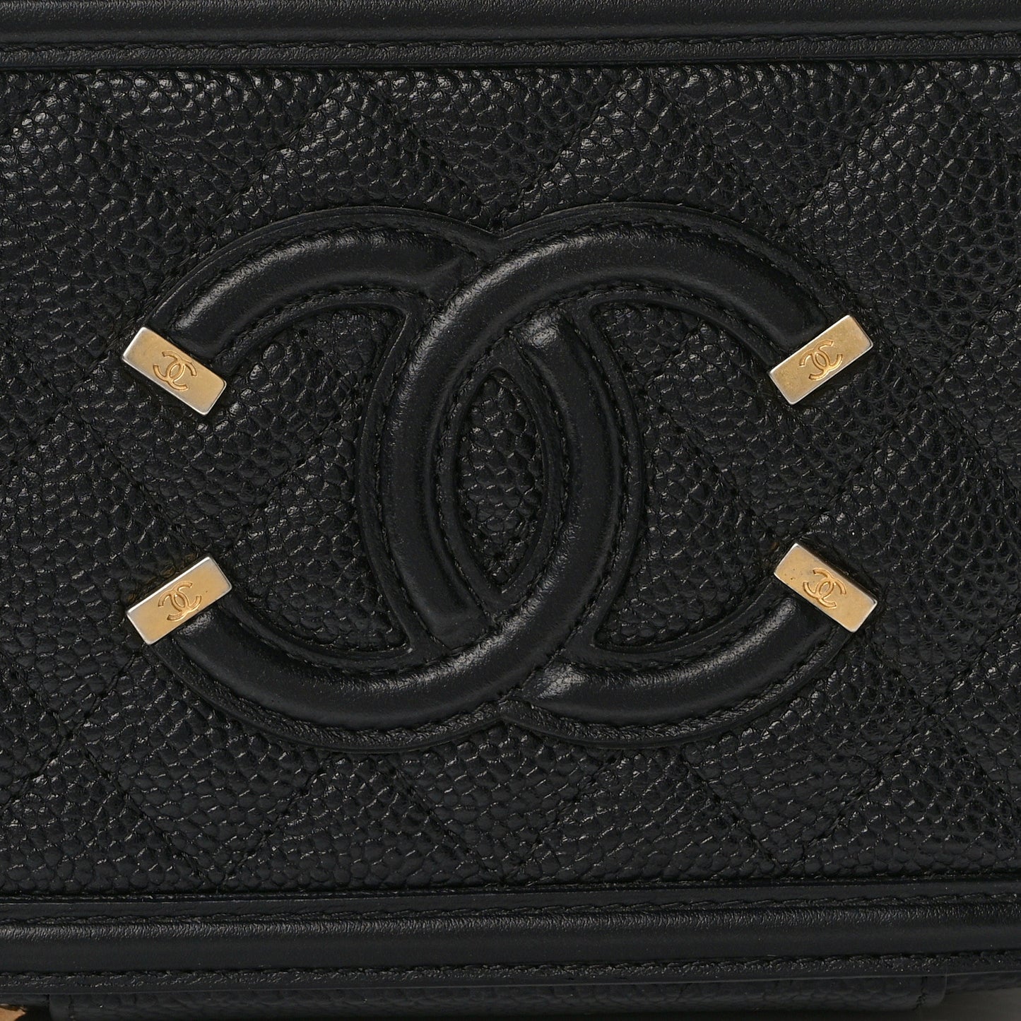 Caviar Quilted CC Filigree Vanity Clutch With Chain Black