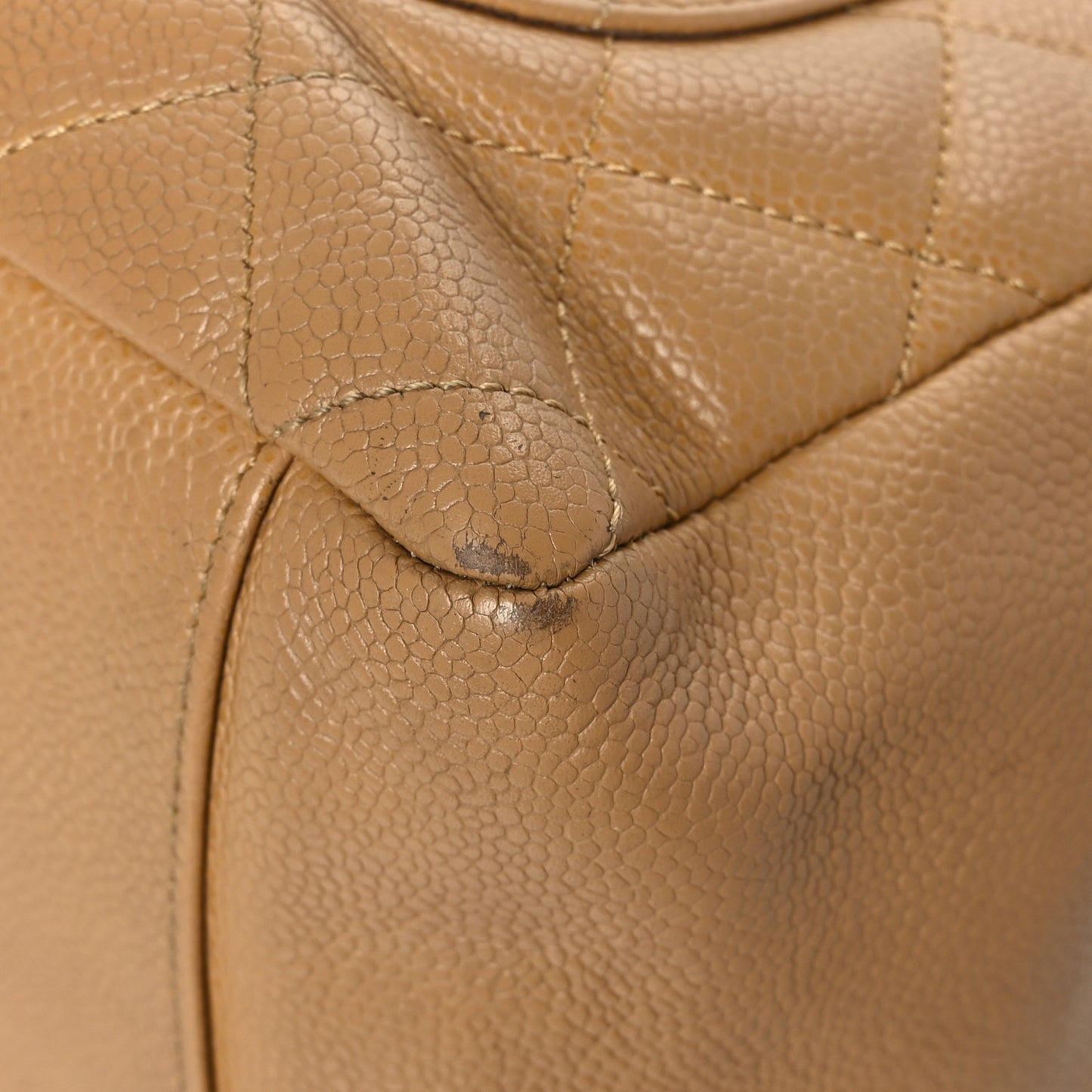 Caviar Quilted Grand Shopping Tote GST Beige Clair