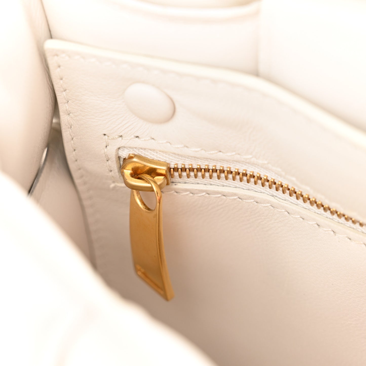 Lambskin Maxi Intreccio Padded Chain Cassette Crossbody Bag Chalk