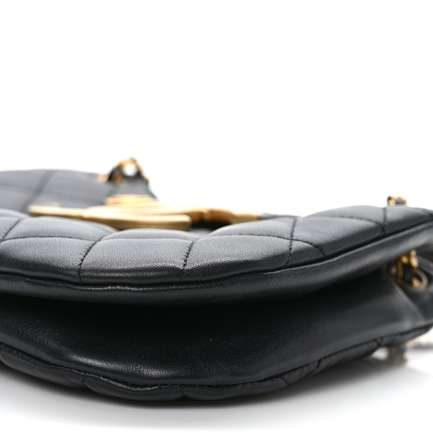 Lambskin Quilted CC Messenger Black