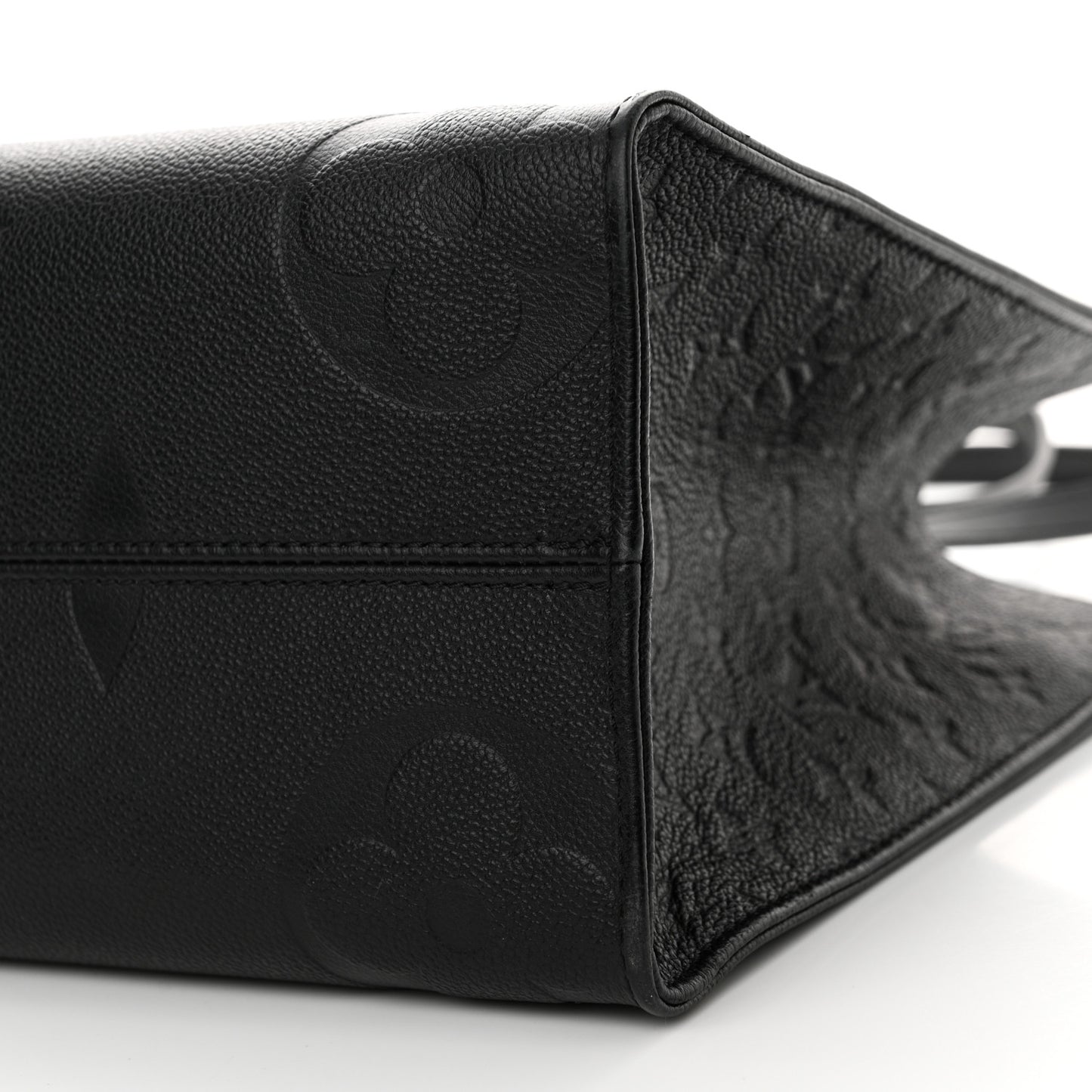 Empreinte Monogram Giant Onthego MM Black