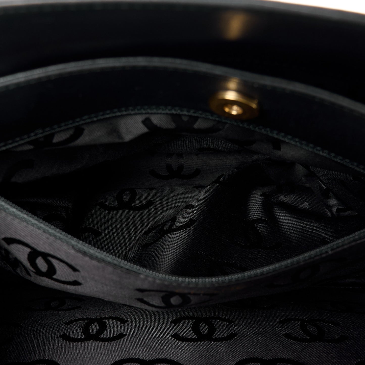 Lambskin Quilted Chain Shopping Tote Black
