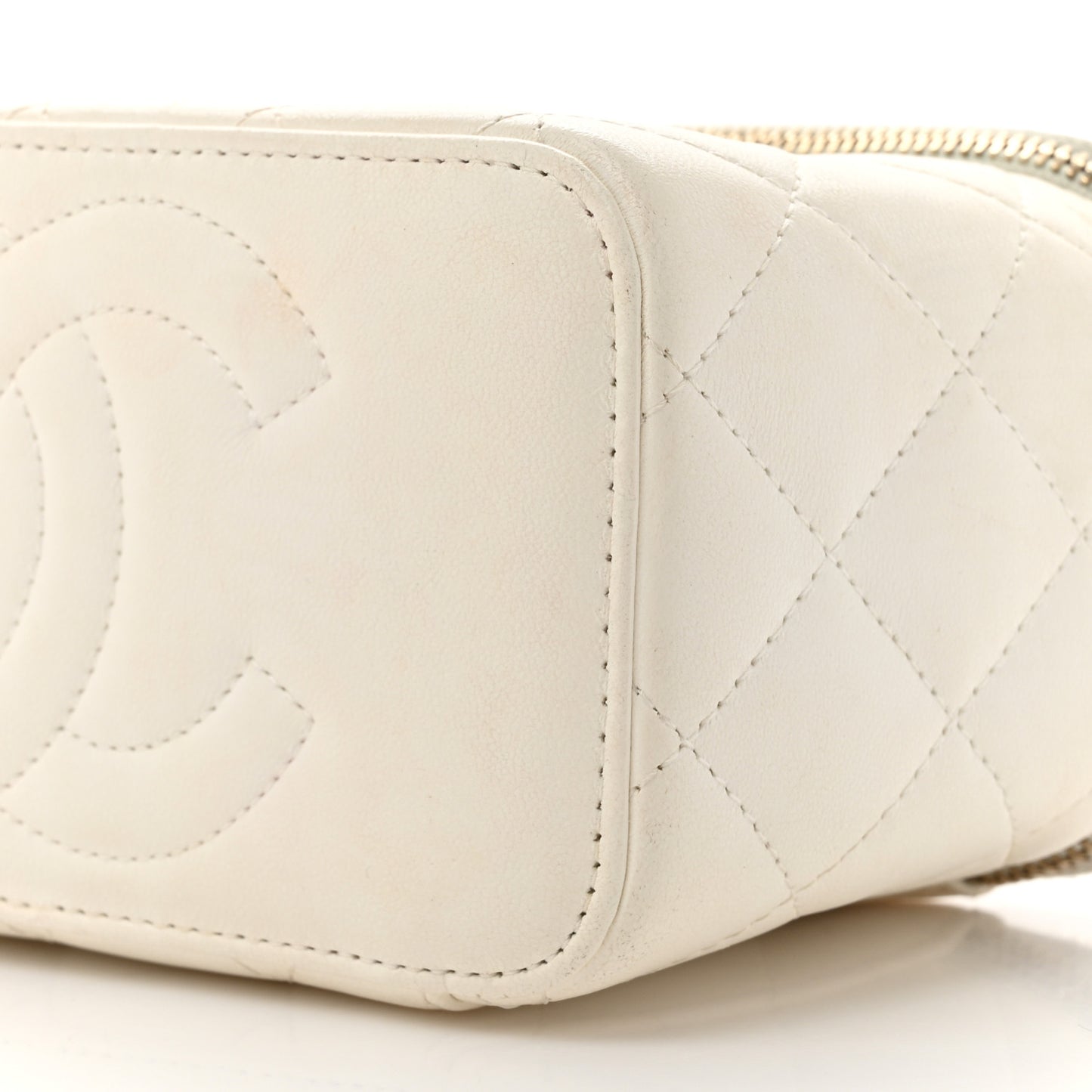 Lambskin Quilted Small CC Dynasty Vanity Case With Chain White