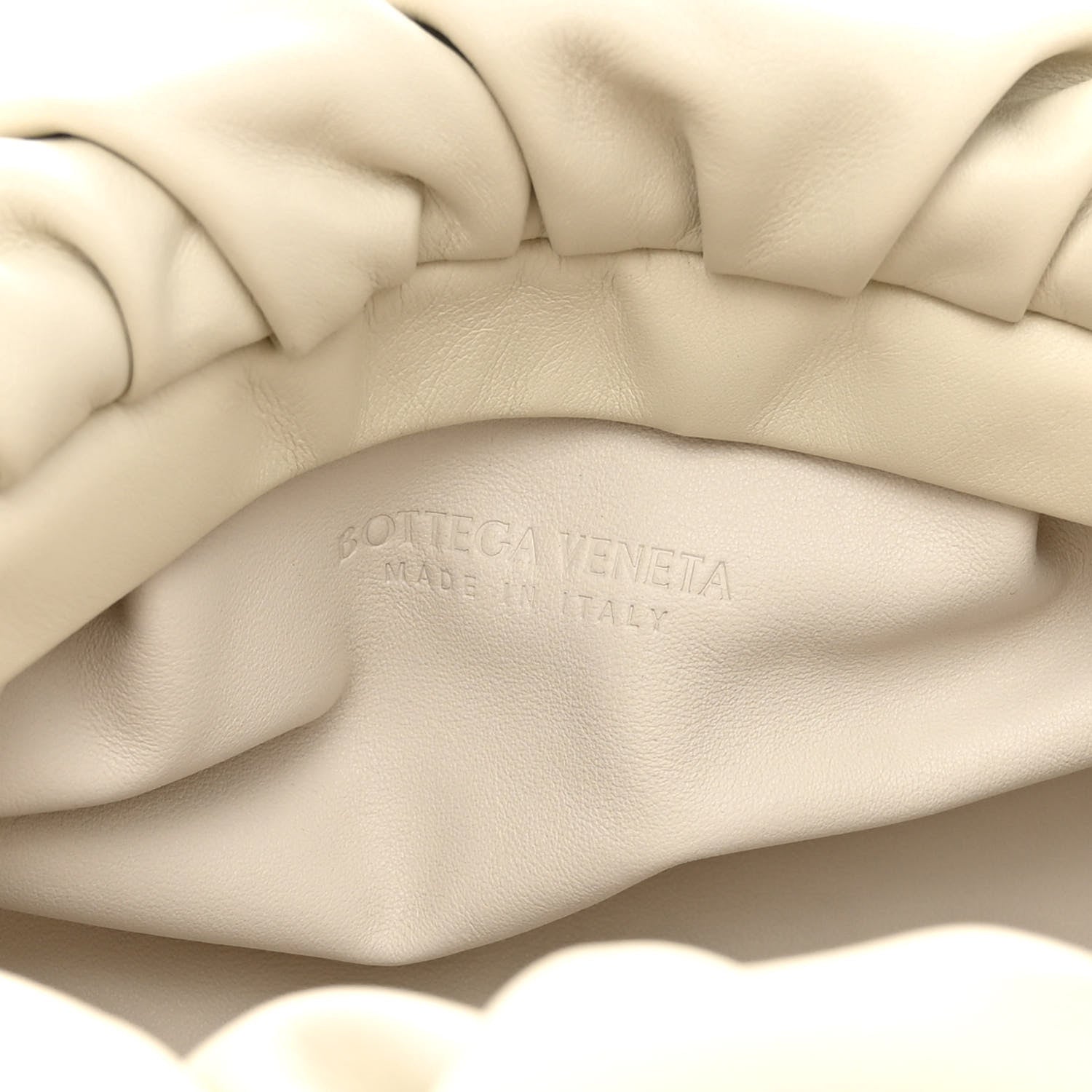 Bottega Veneta Calfskin The Pouch Chain Plaster 5 of 11