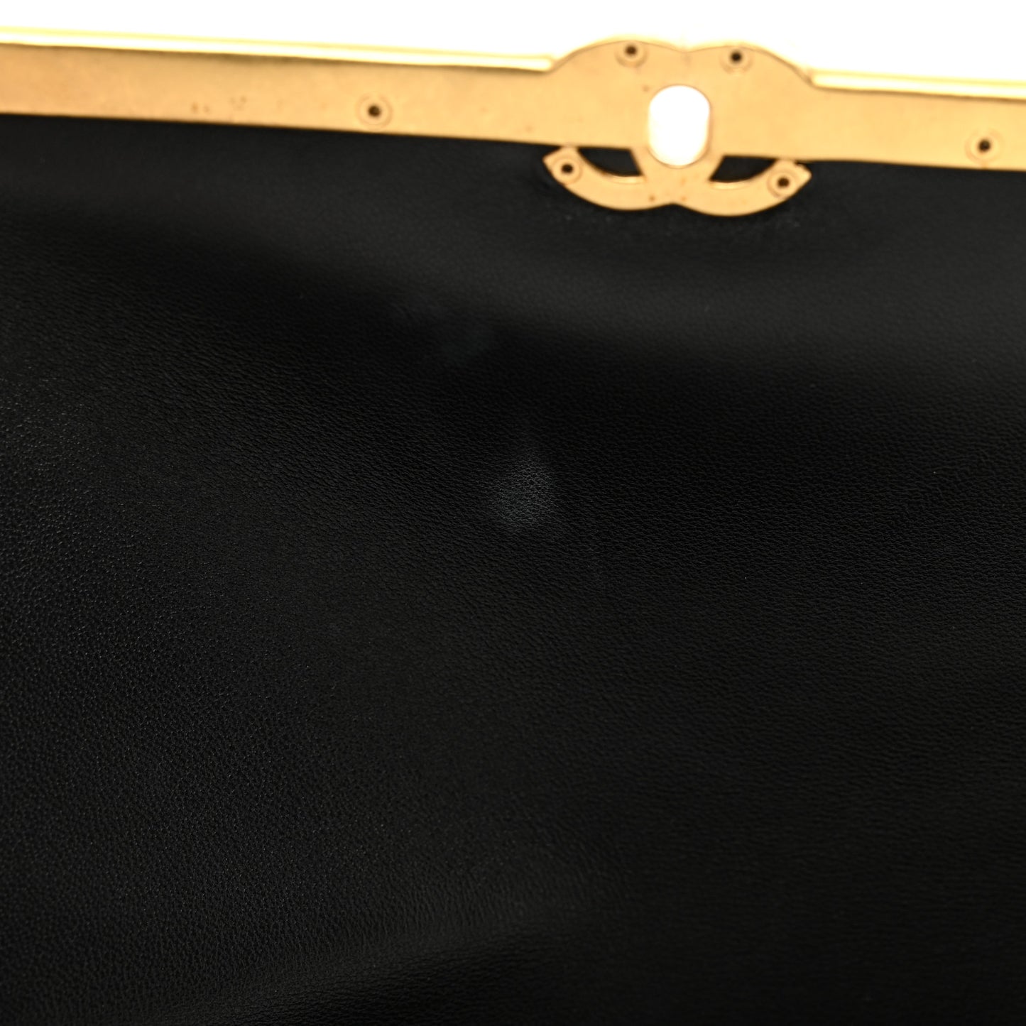 Lambskin Quilted Pearl Clutch Black