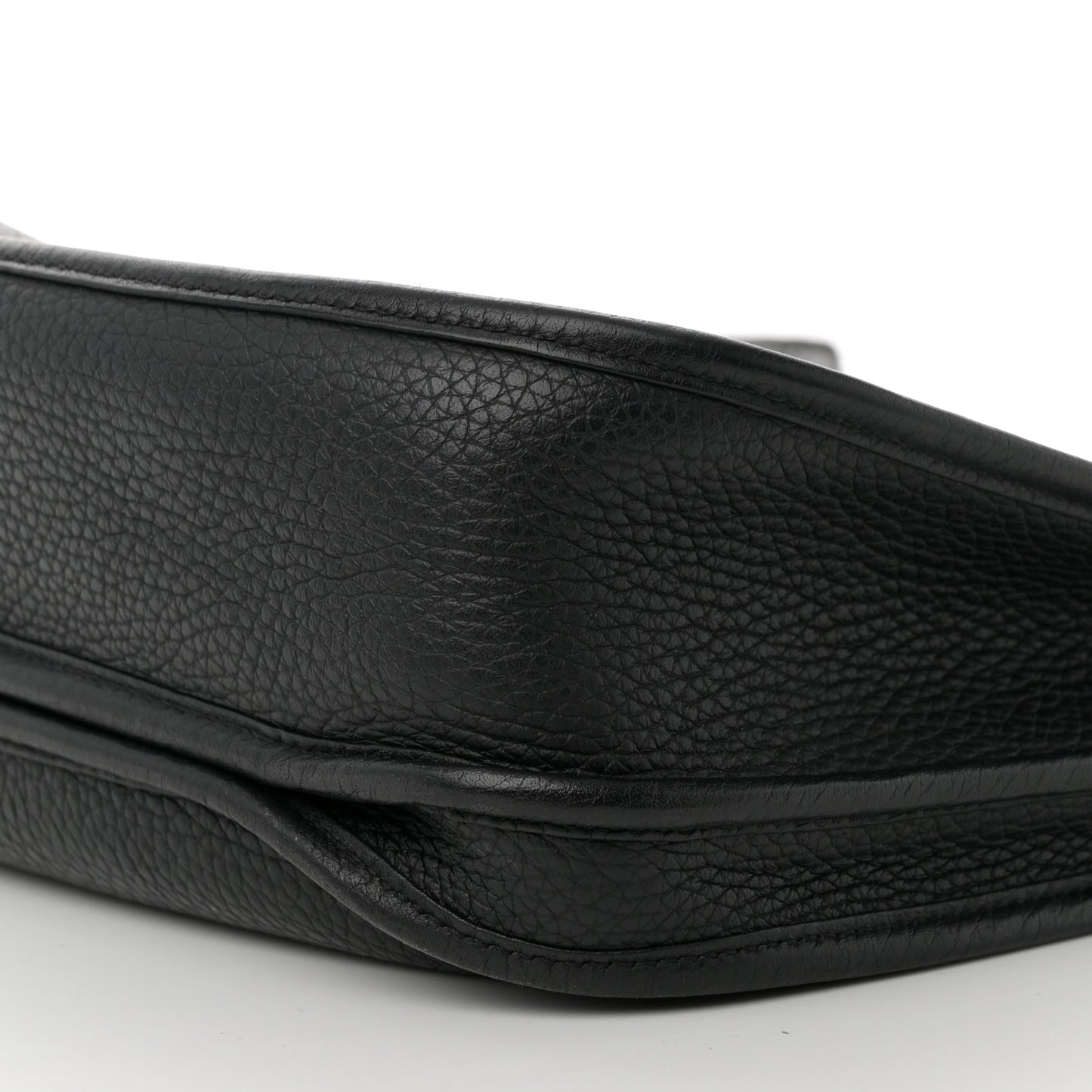 Taurillon Clemence Evelyne III PM Black