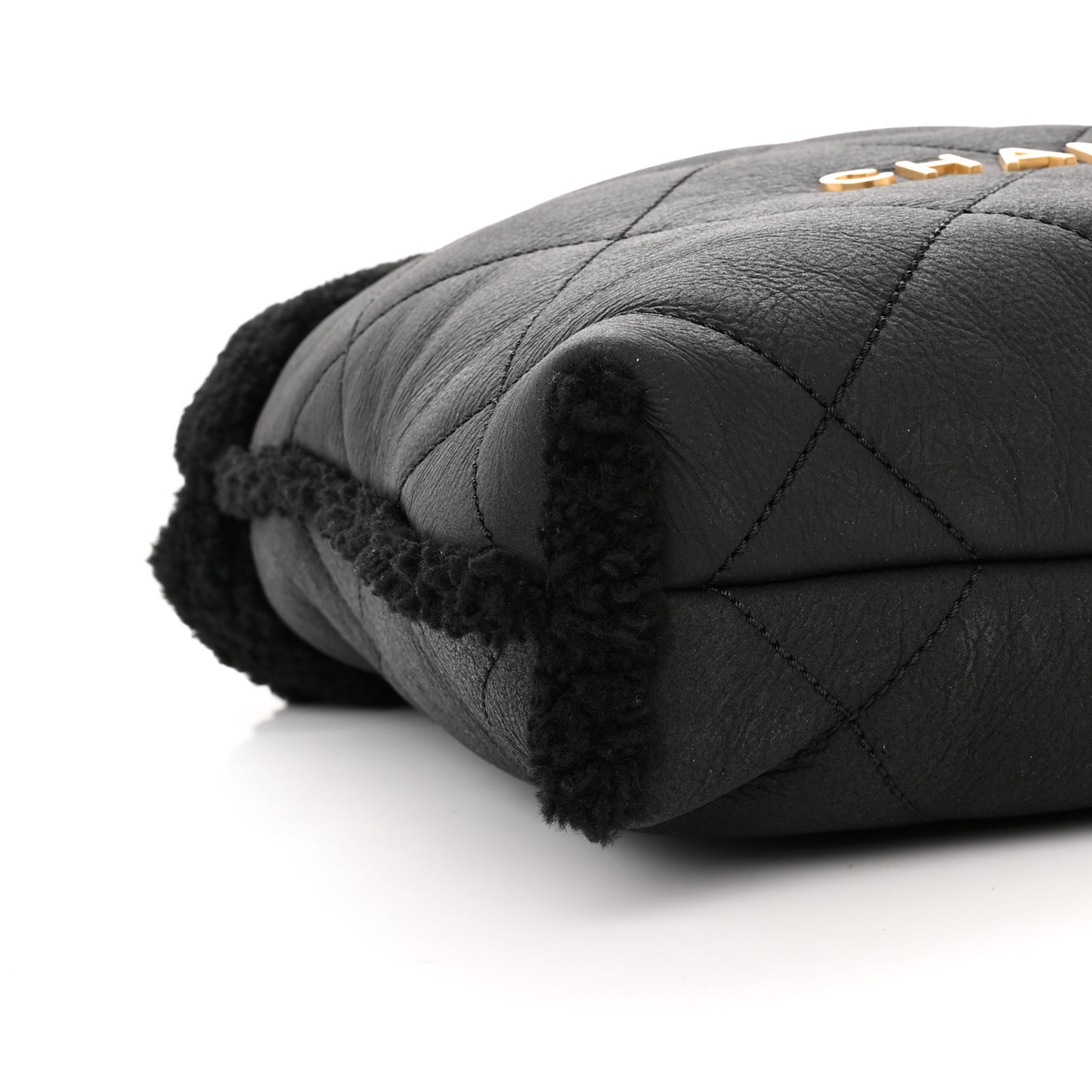 Shearling Aged Lambskin Quilted Small Chanel 22 Black