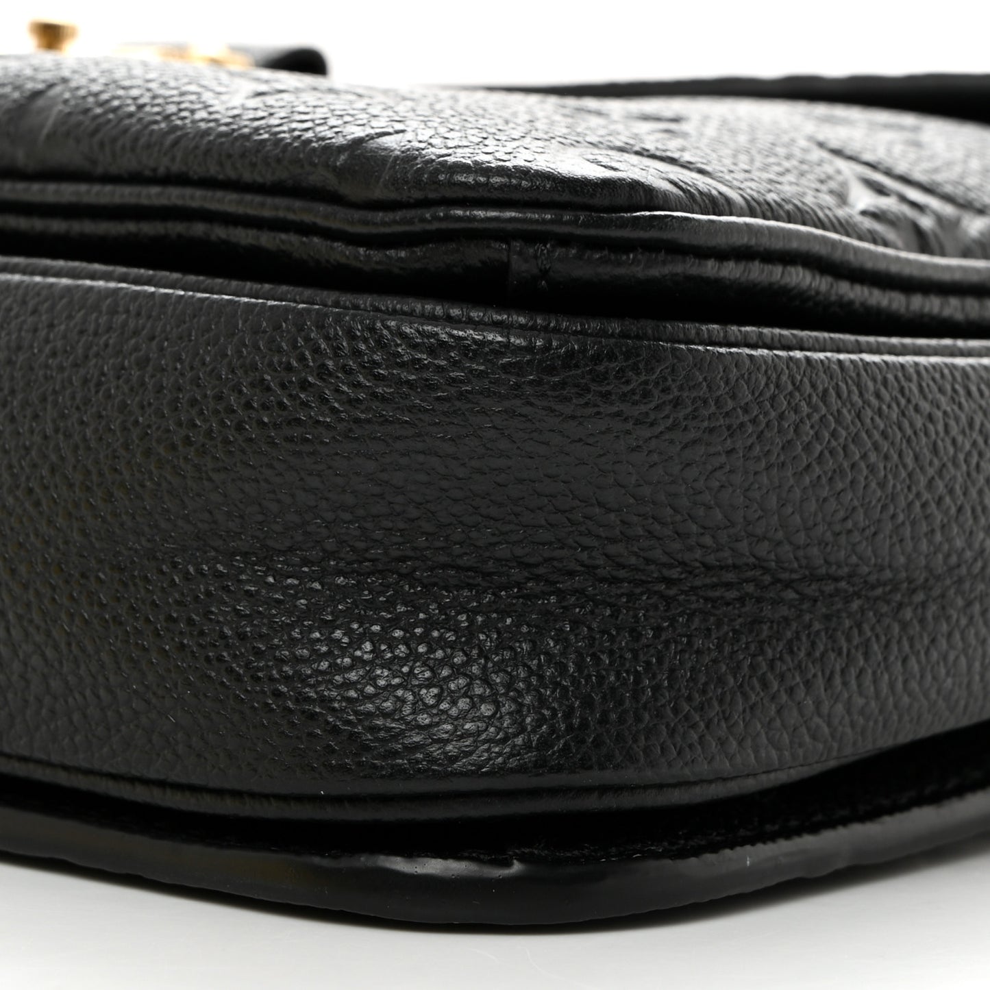 LOUIS VUITTON Empreinte Pochette Metis Black