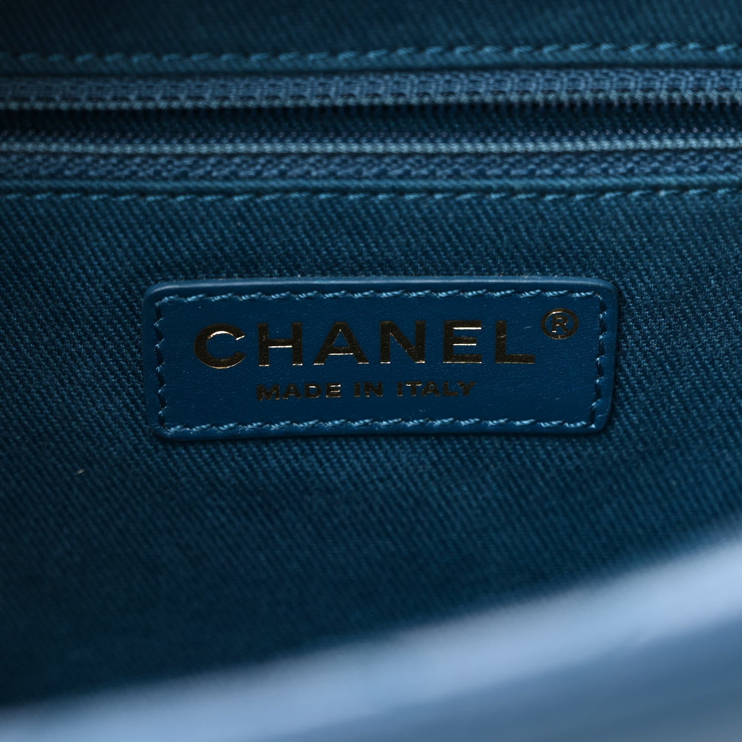 Chanel Shiny Calfskin Goatskin Quilted Small Coco Curve Vanity Blue 6 of 10