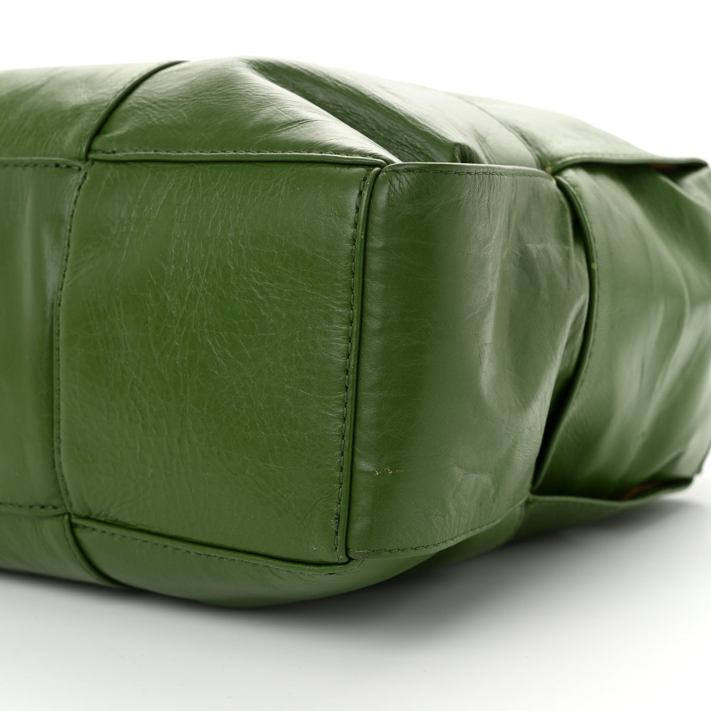 Paper Calfskin Maxi Intreccio Medium Arco Camera Bag Avocado