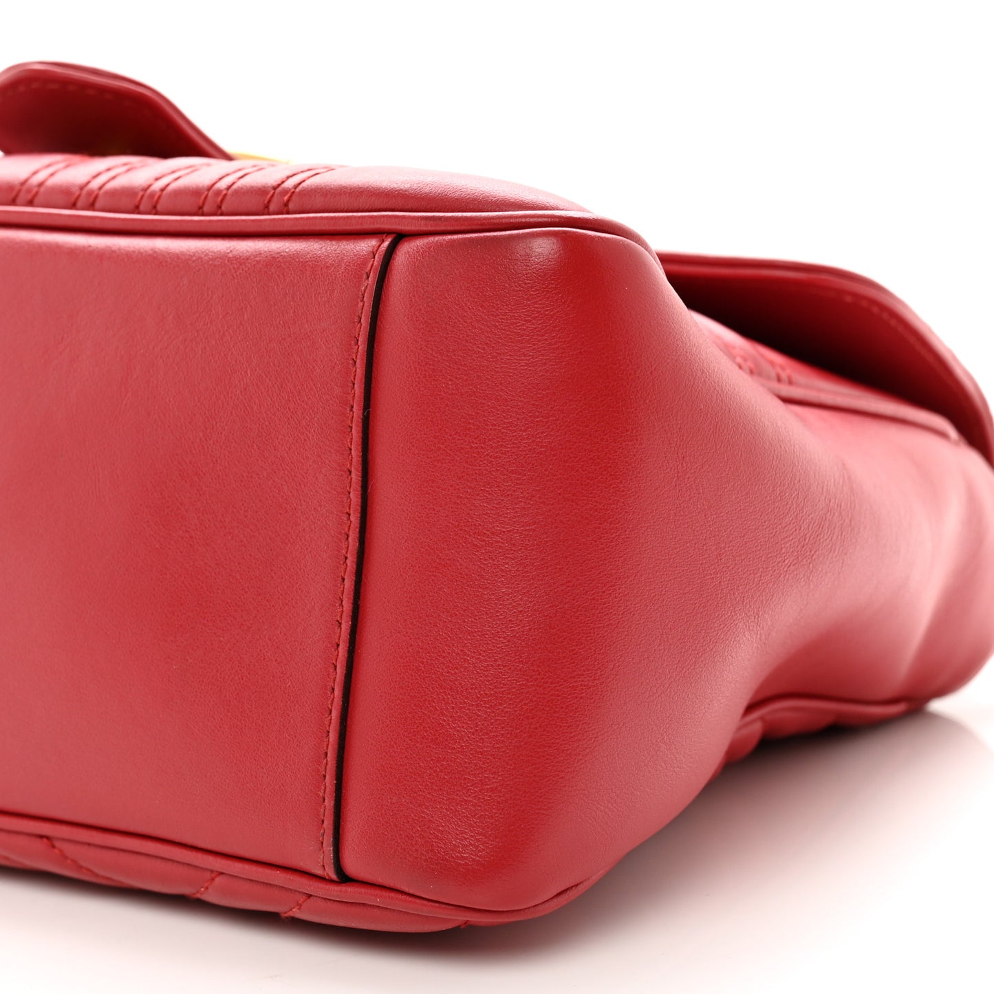 Calfskin Matelasse Small GG Marmont Top Handle Shoulder Bag Hibiscus Red