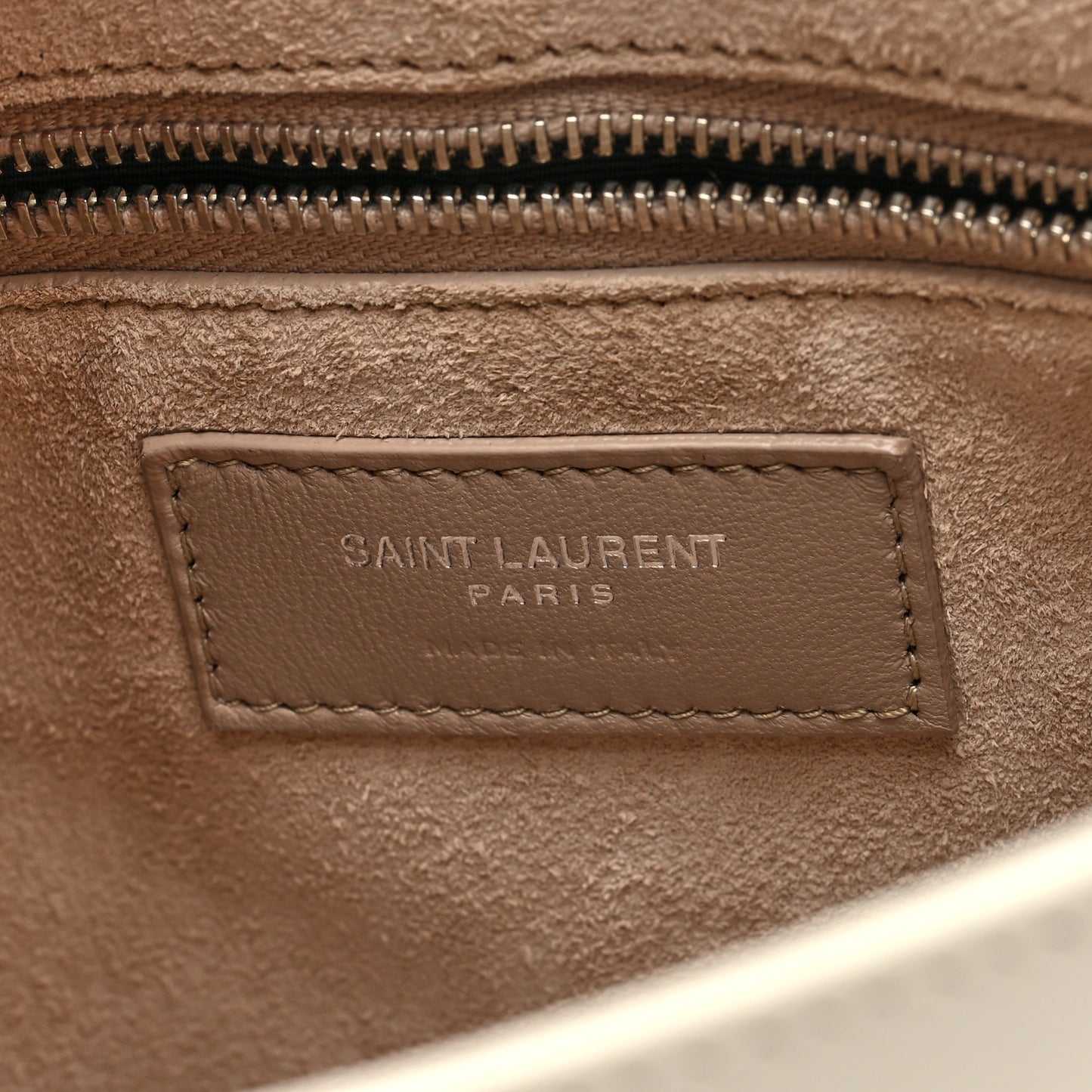Smooth Calfskin Le 5 A 7 Hobo Crema Soft
