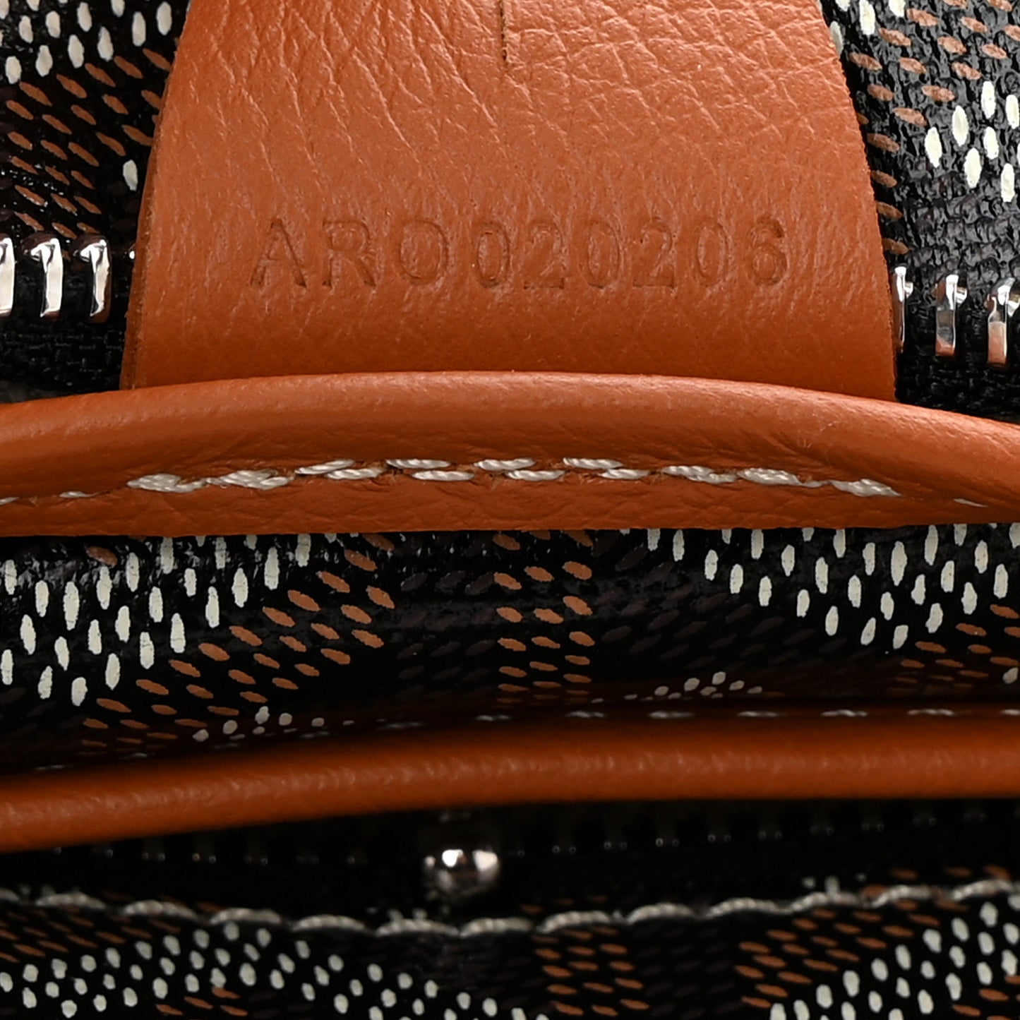 Goyardine Artois MM Black Gold