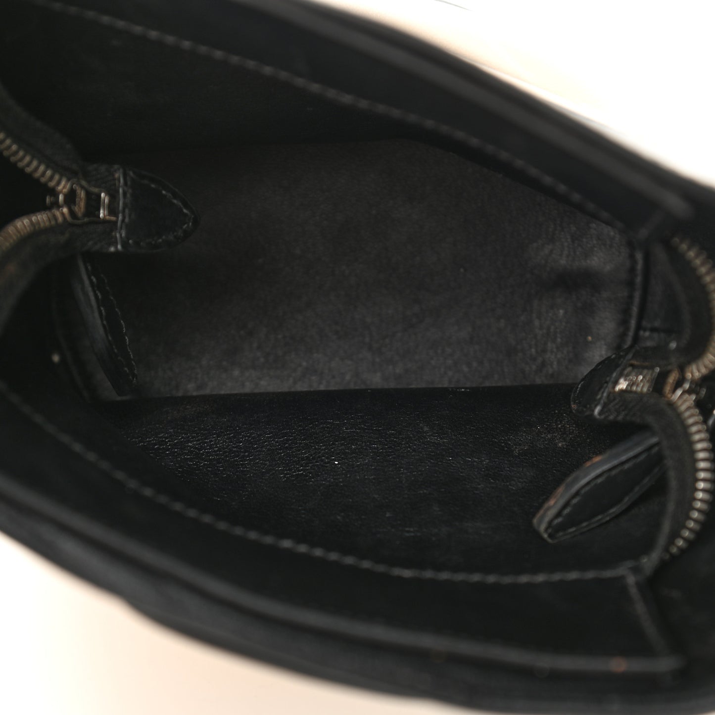 City Calf Ouverture Bucket Bag Talco Black