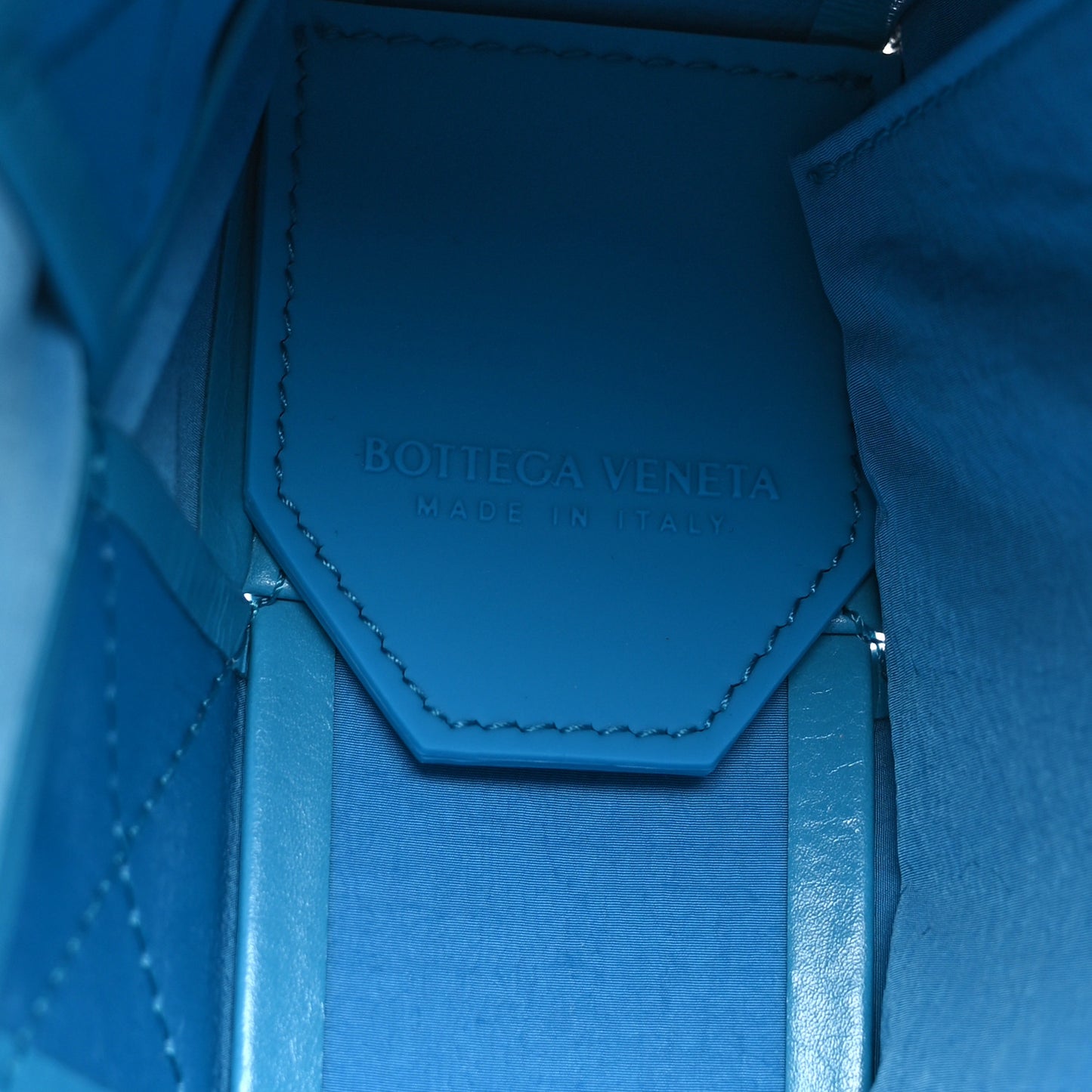 Paper Calfskin Maxi Intreccio Cassette Crossbody Bag Pool