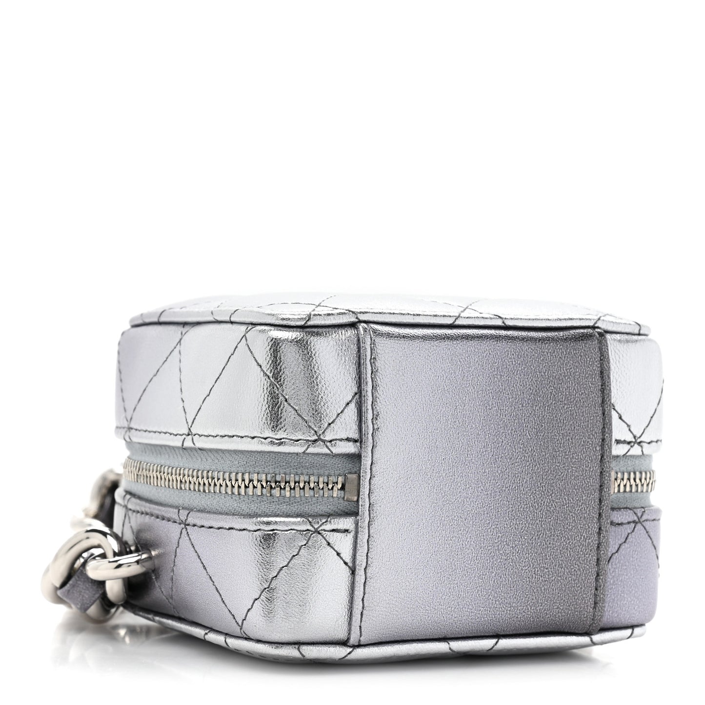 Gradient Metallic Lambskin Quilted Like A Wallet Clutch With Chain Silver Purple
