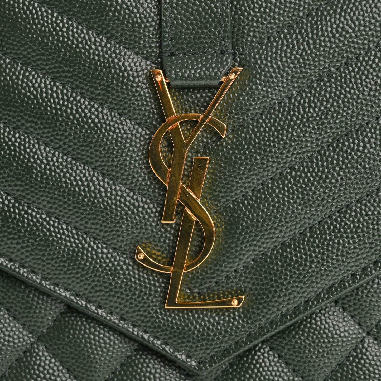 Grain De Poudre Textured Mixed Matelasse Triquilt Monogram Clutch Vert Fonce