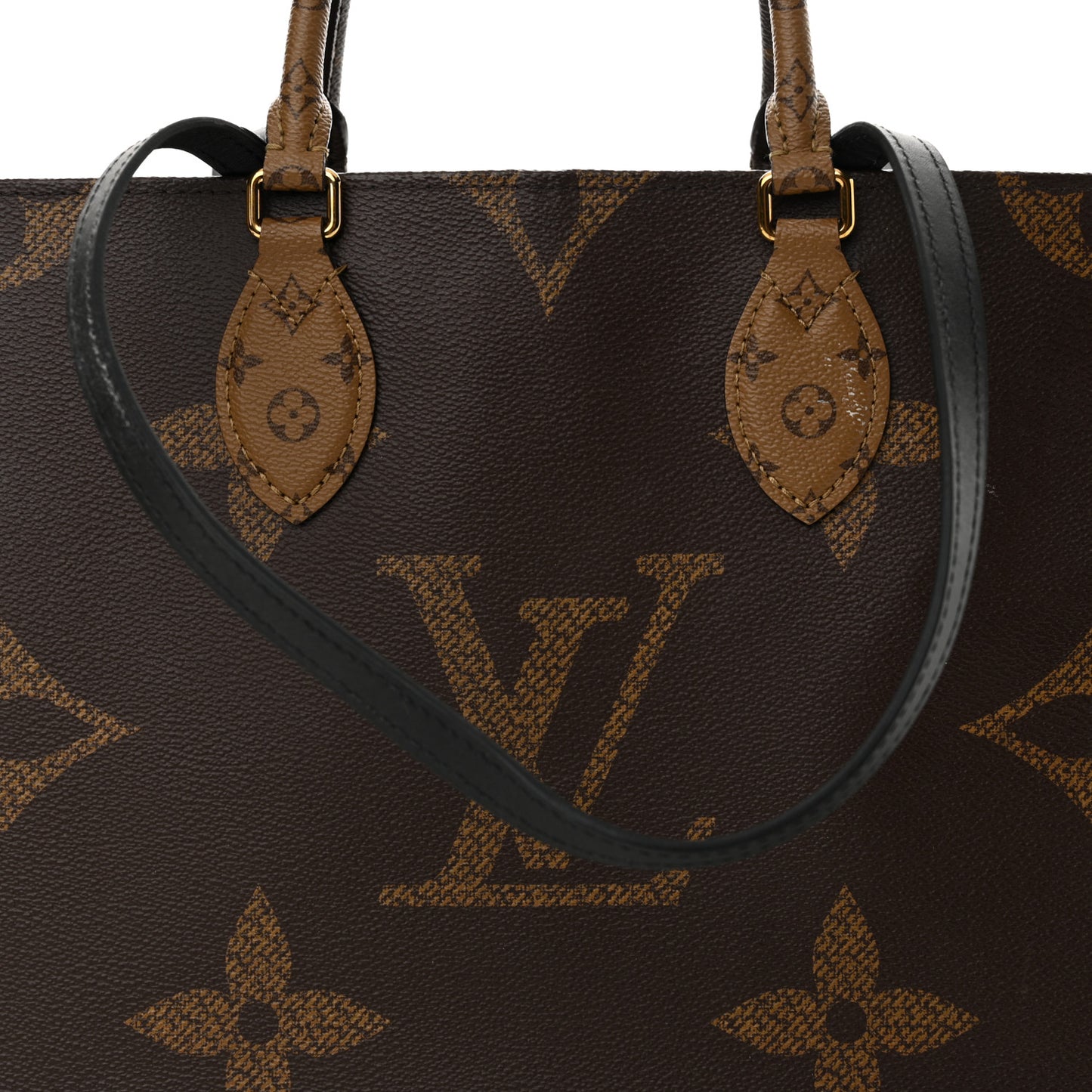 Reverse Monogram Giant Onthego MM
