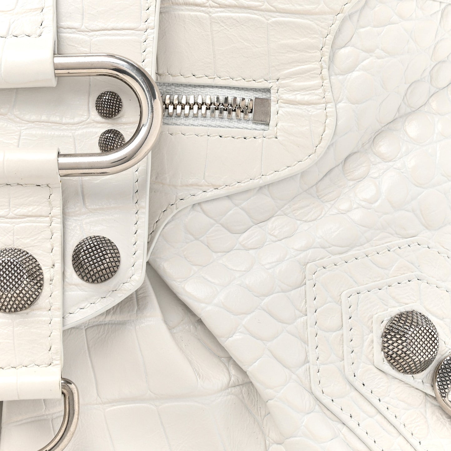 Extra Supple Calfskin Crocodile Embossed Large Le Cagole Shoulder Bag White
