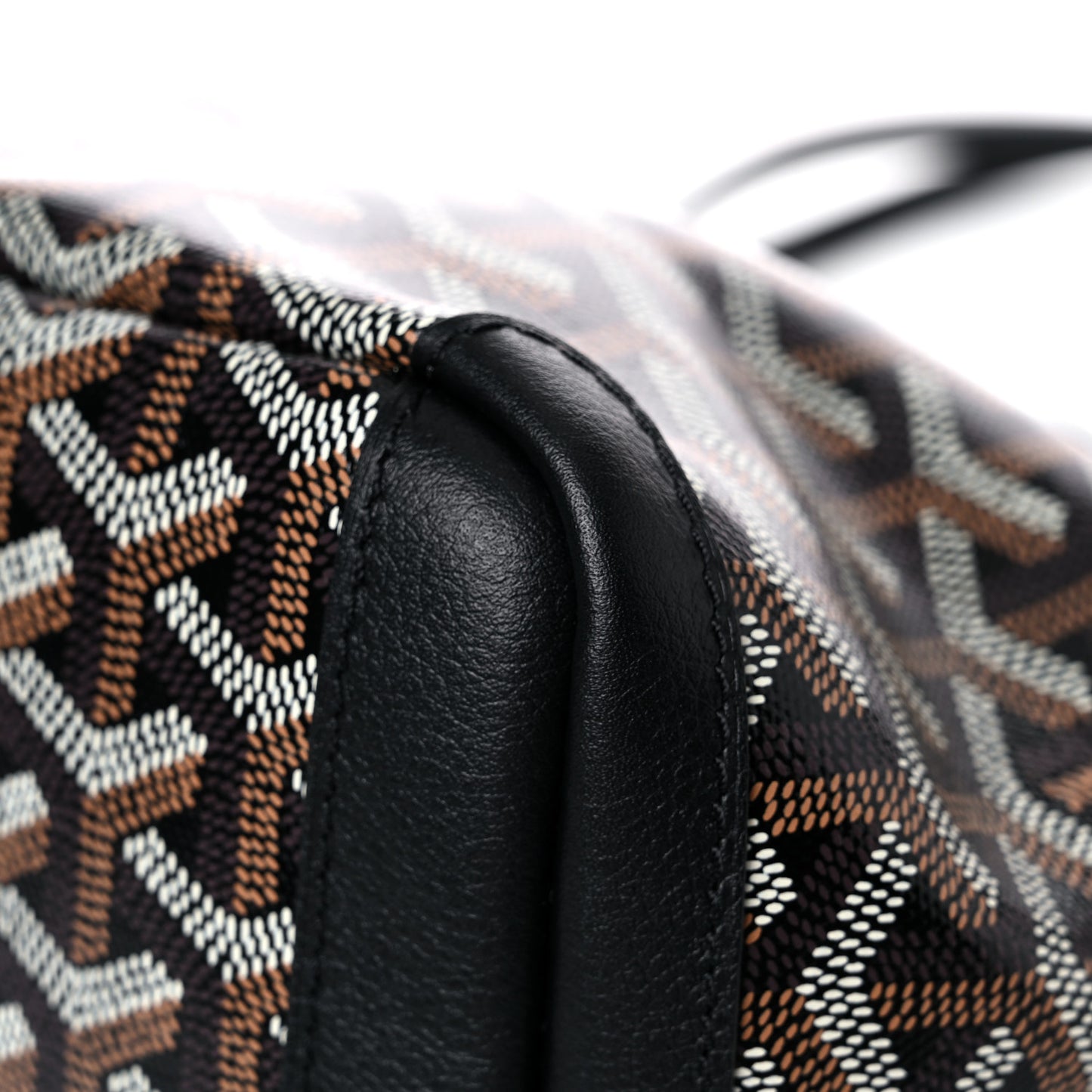 Goyardine Artois PM Black