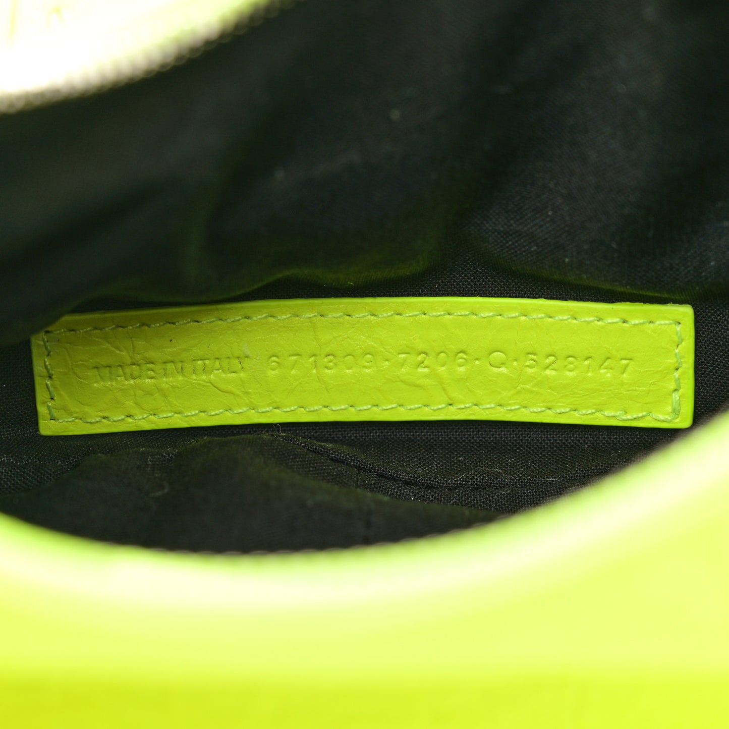Agneau Arena Le Cagole Shoulder Bag XS Fluo Yellow