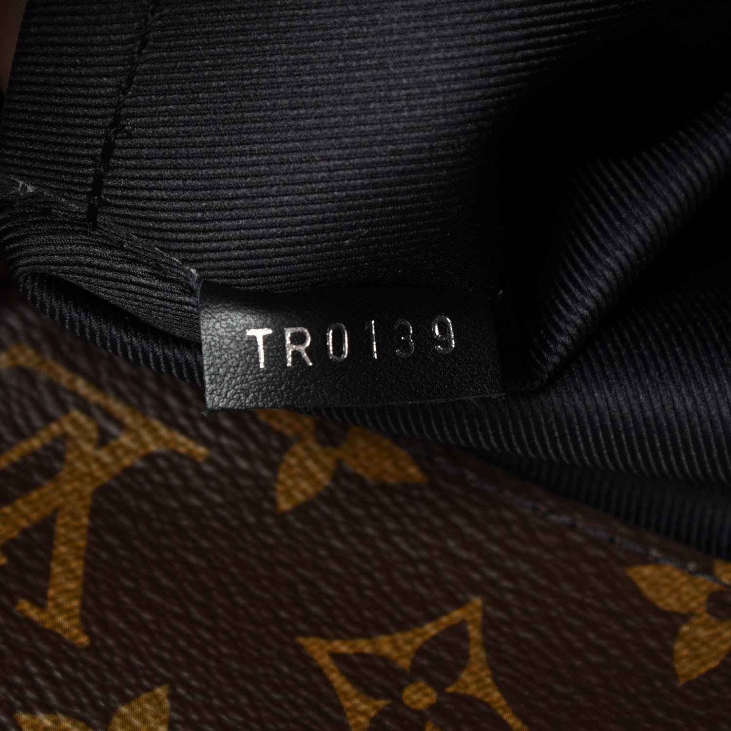 Louis Vuitton Monogram Solar Ray Steamer PM 7 of 10