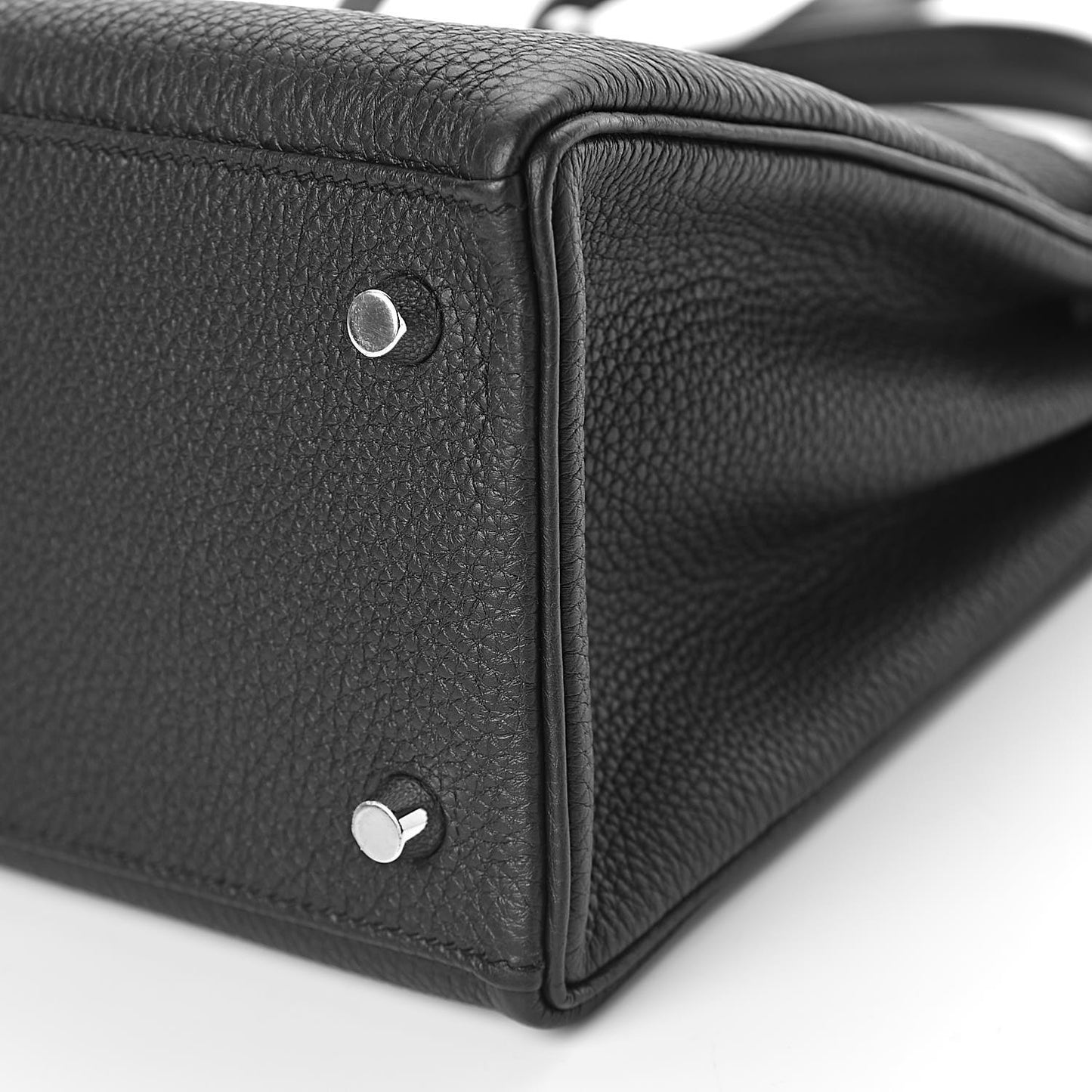 Togo Kelly Retourne 28 Black
