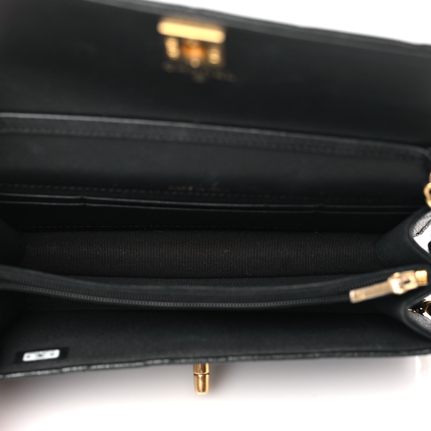 Caviar Quilted Chain Link Clutch With Chain Black