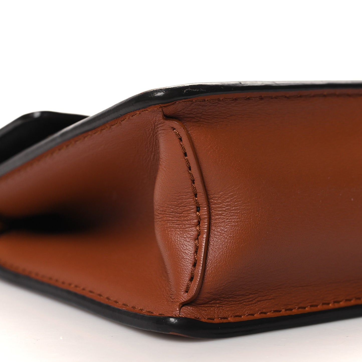 Reverse Monogram Dauphine Chain Wallet