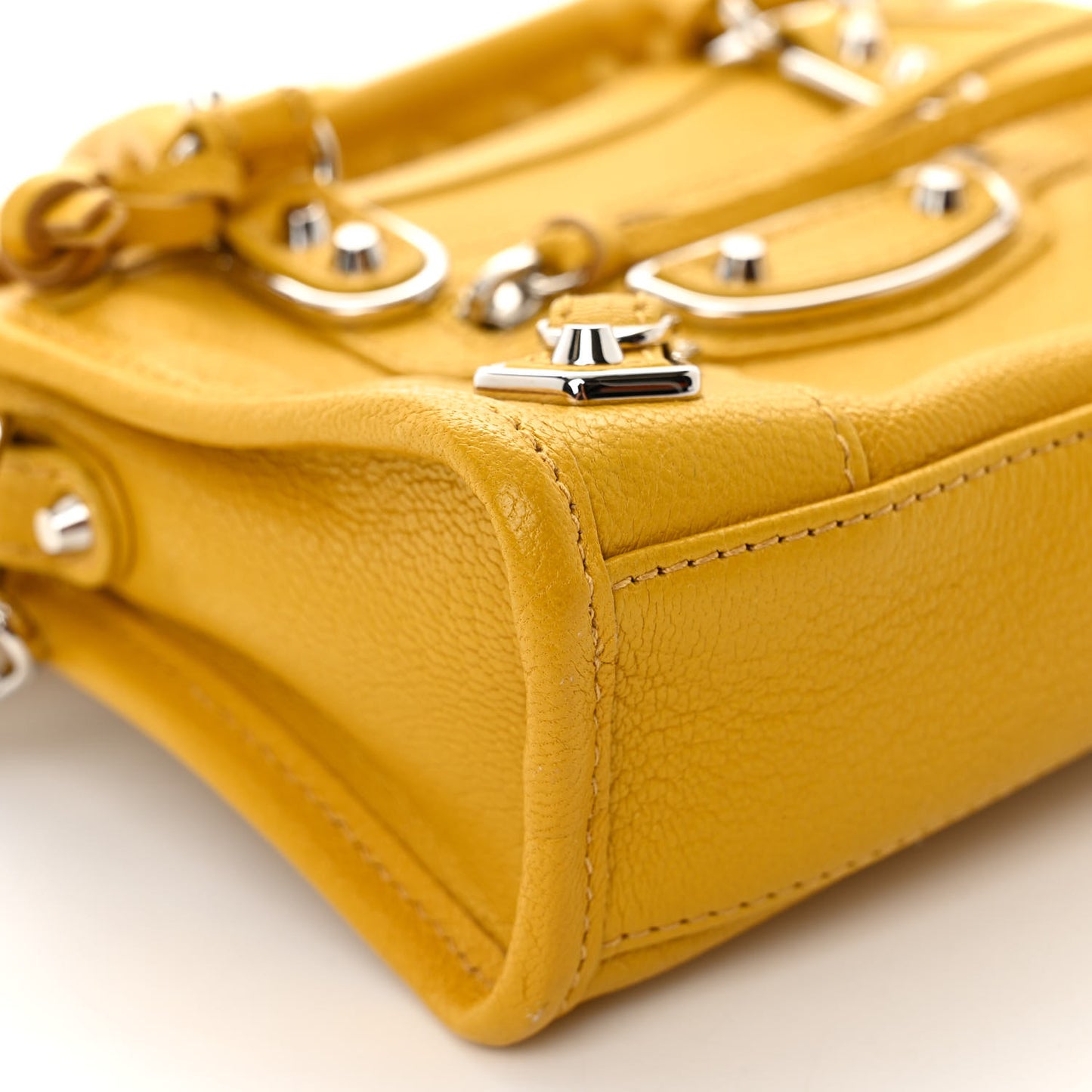 Chevre Silver Metallic Edge Hardware Nano City Jaune Epi
