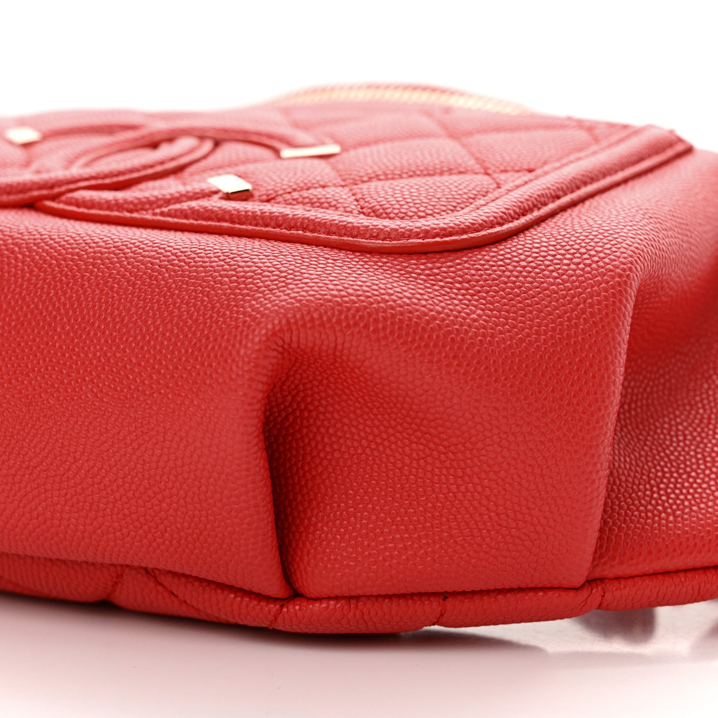 Caviar Quilted Filigree Waist Bag Red