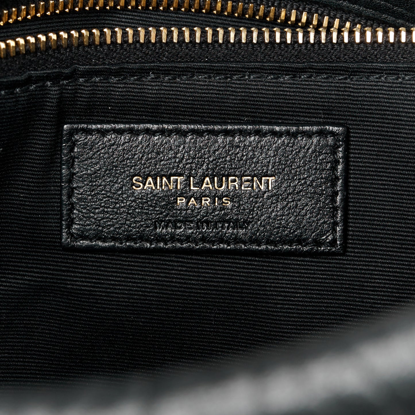 Grained Lambskin Large Calypso Black