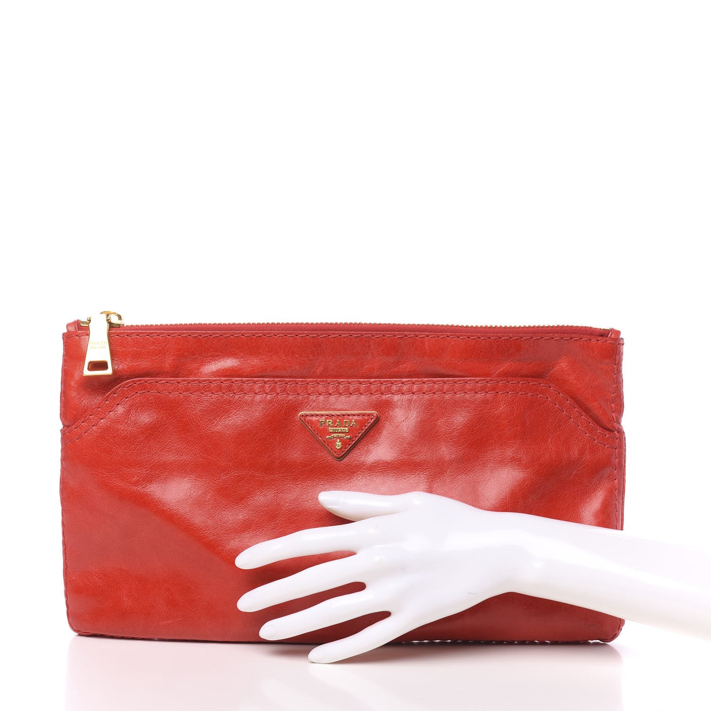 Vitello Shine Clutch Red