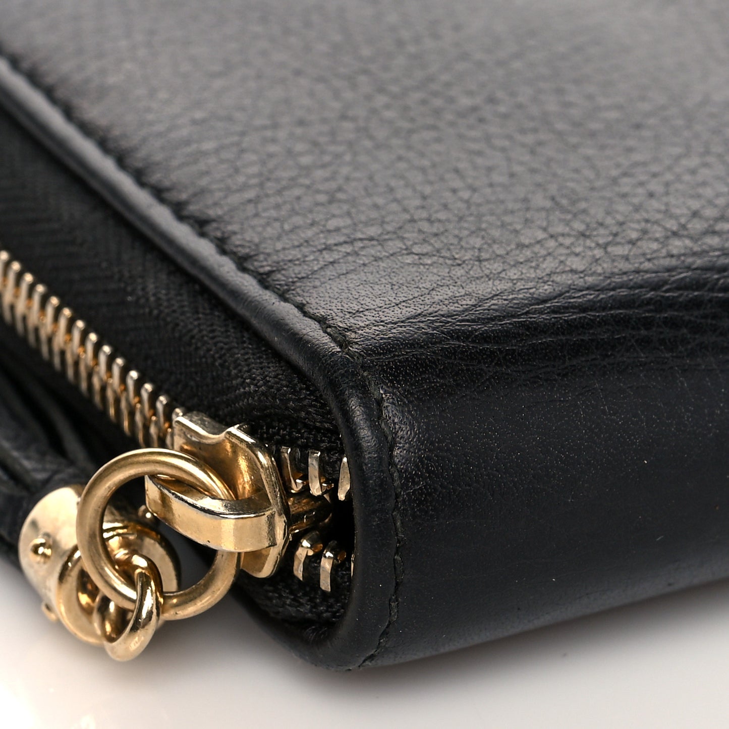 Pebbled Calfskin Soho Zip Around Wallet Black