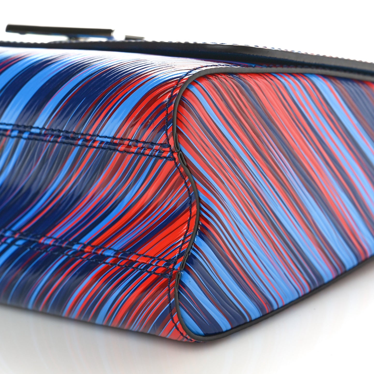 Epi Tropical Twist Shoulder Bag MM Vert Rouge