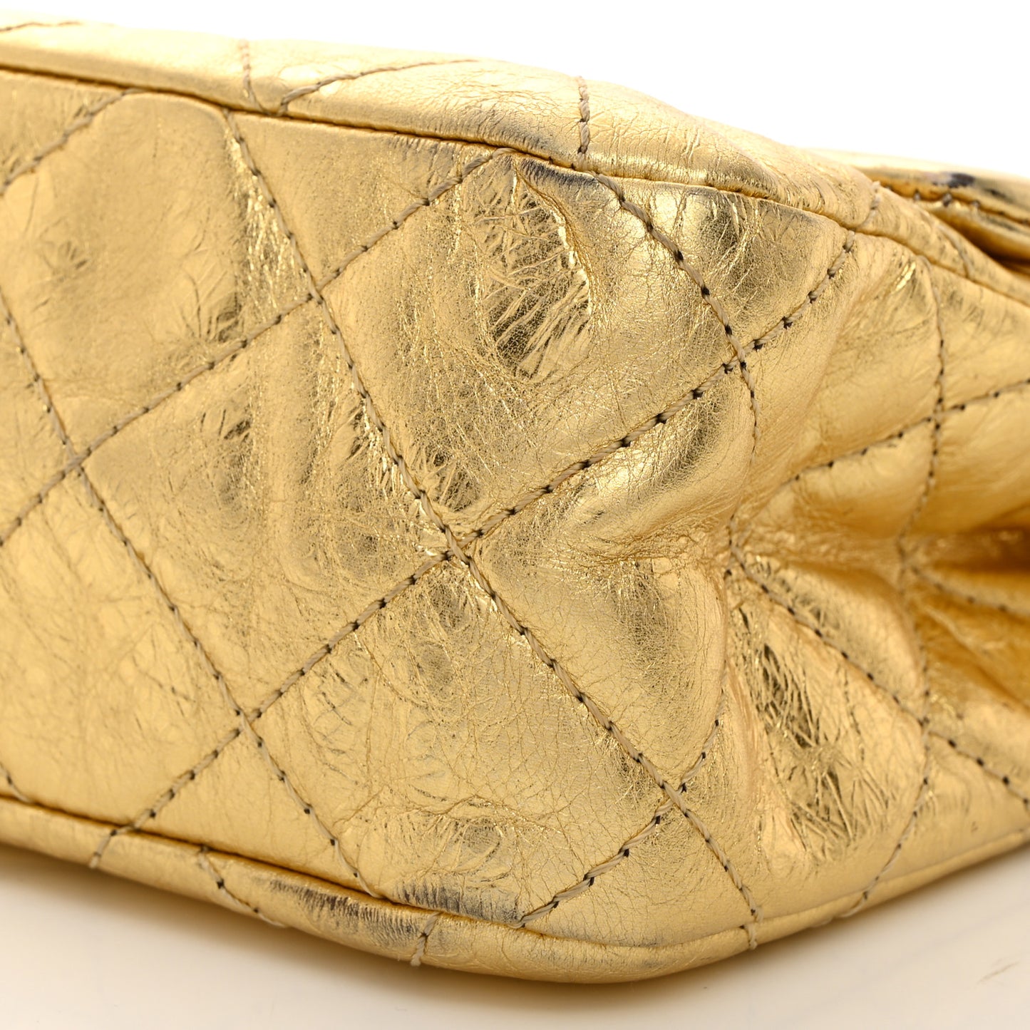 Metallic Calfskin Quilted 2.55 Reissue 226 Flap Gold
