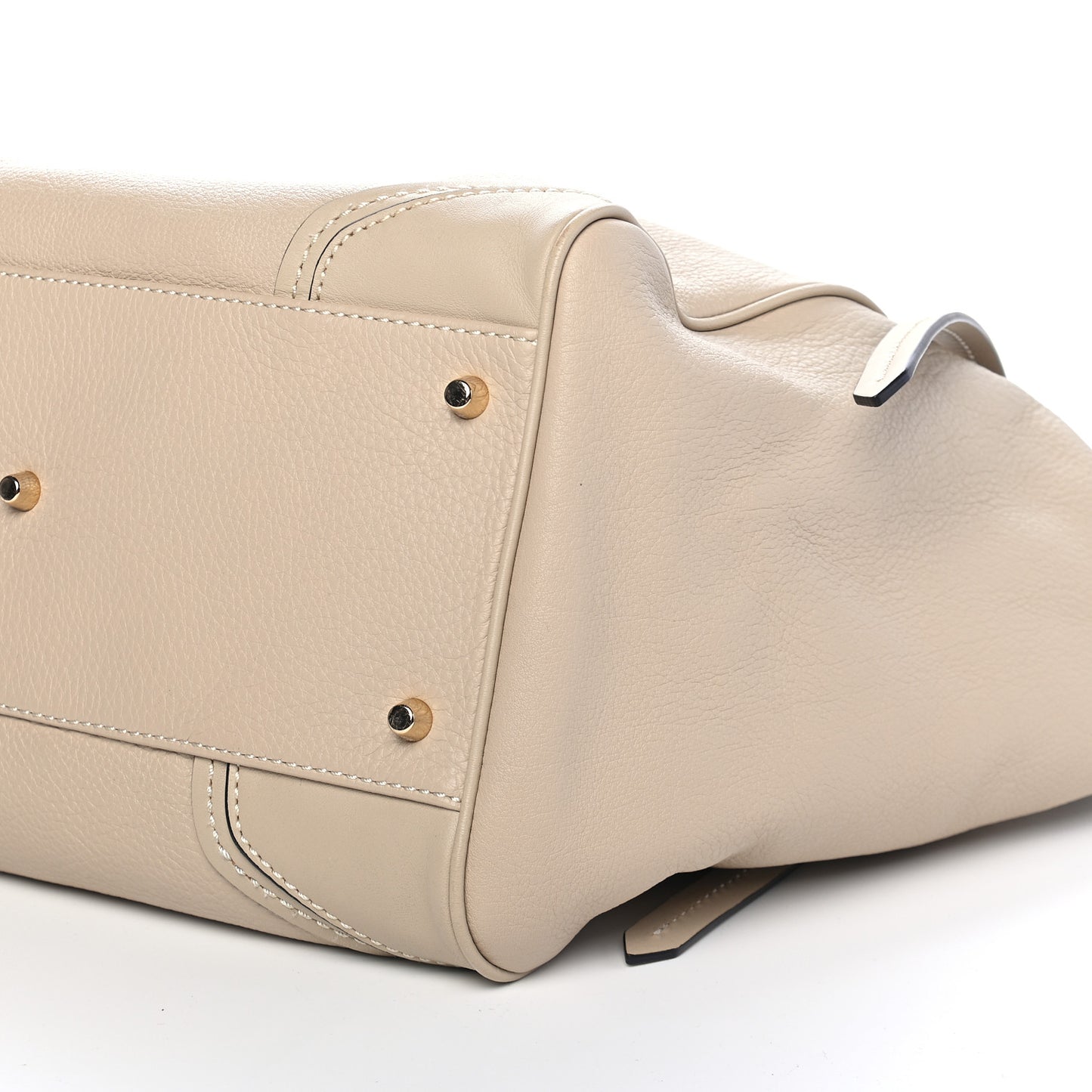 Grainy Calfskin Medium Canterbury Tote Trench