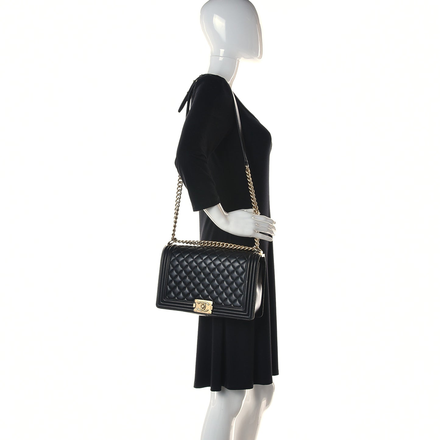 Caviar Quilted New Medium Boy Flap Black