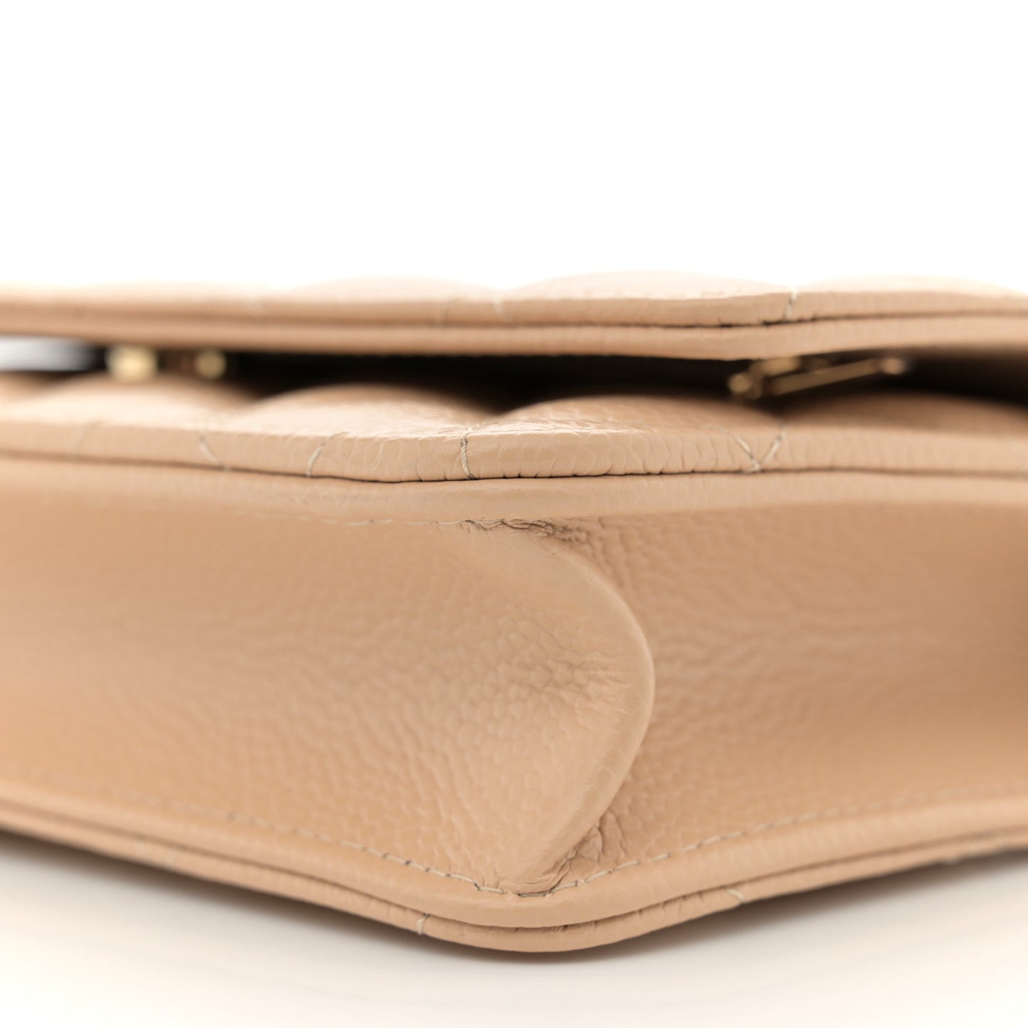 Caviar Quilted Wallet on Chain WOC Beige