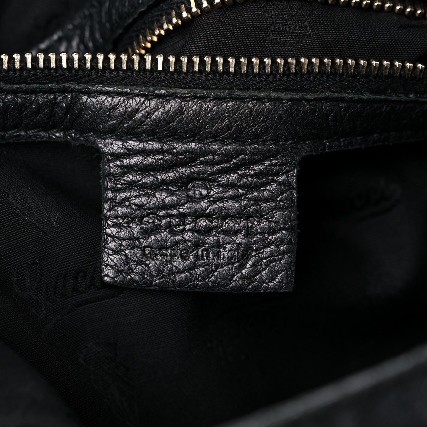 Calfskin Large New Jackie Shoulder Bag Black
