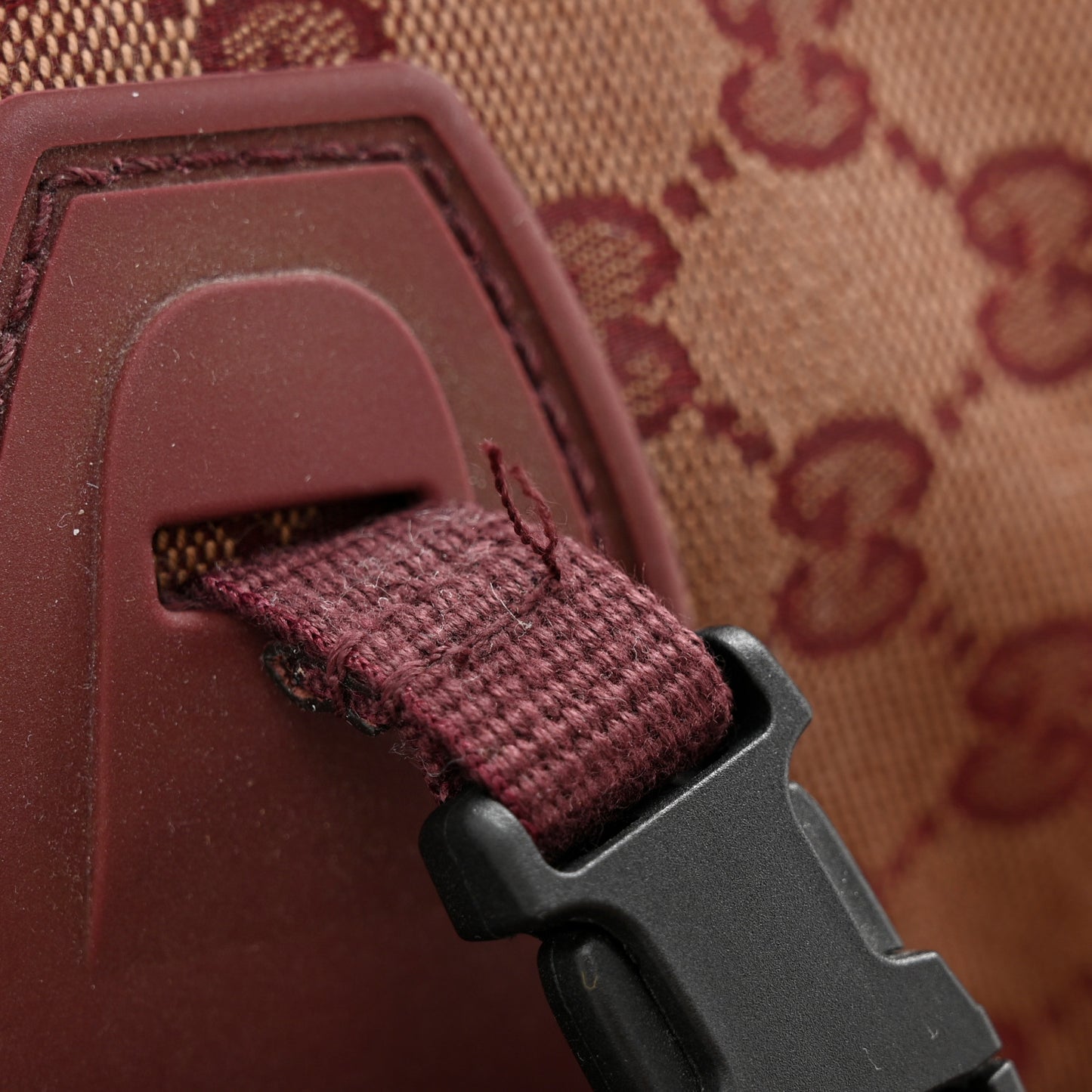 GG Monogram Script Logo Large Double Pocket Backpack Sahara Rubino Bordeaux