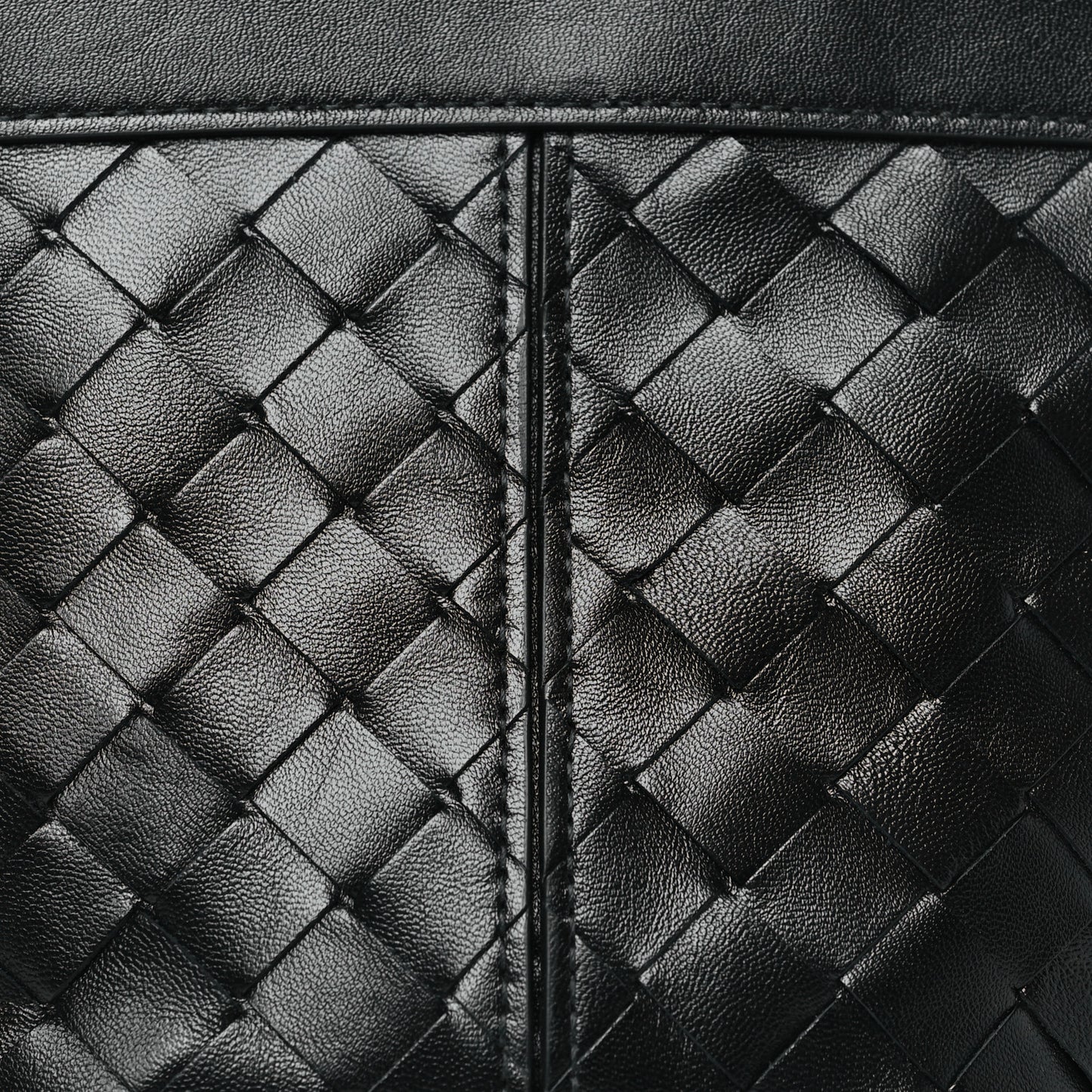Nappa Intrecciato Small Flip Flap Pouch Black